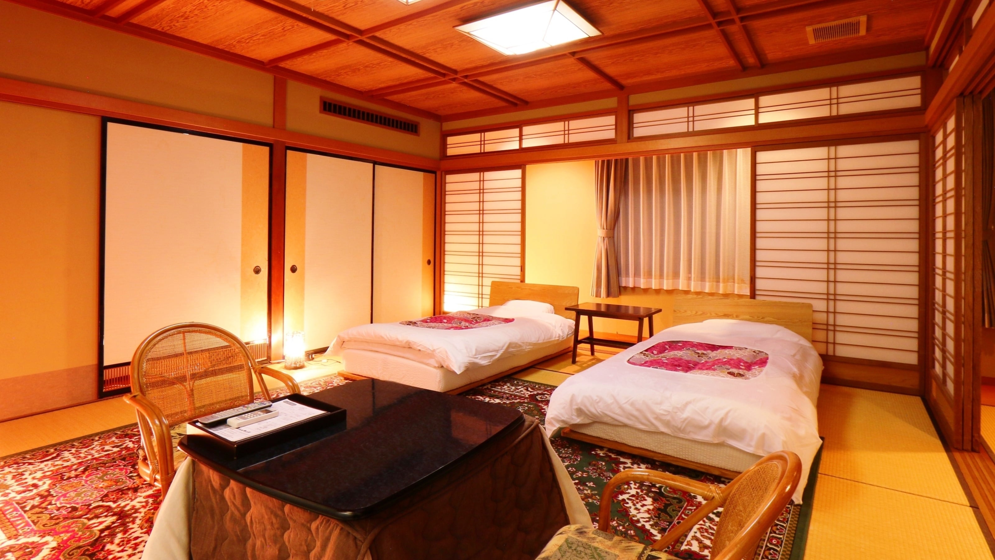 *Japanese bed type ◆ Recommended for those who are not confident in their legs and hips
