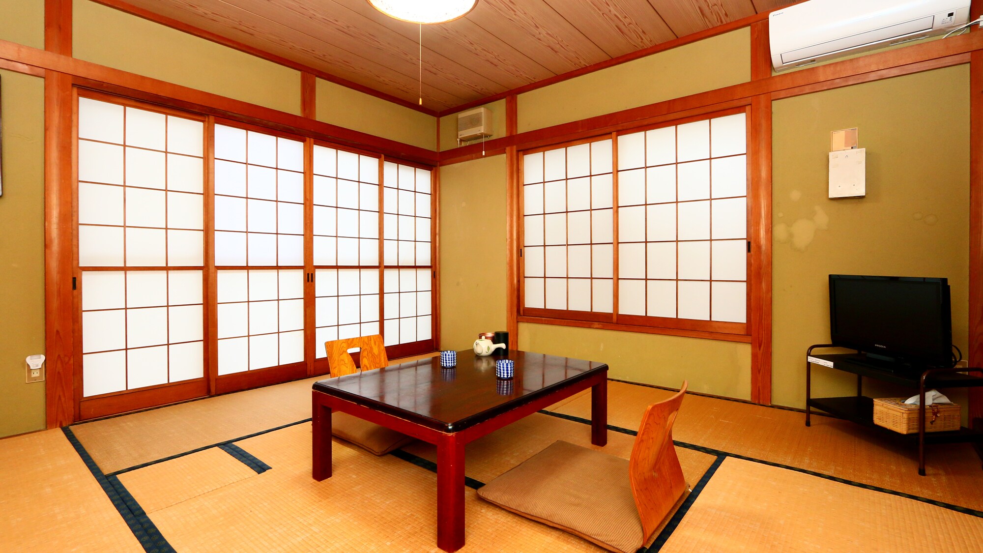 Phòng theo phong cách Nhật Bản (8 chiếu tatami) *Vui lòng thư giãn và nghỉ ngơi sau chuyến đi♪