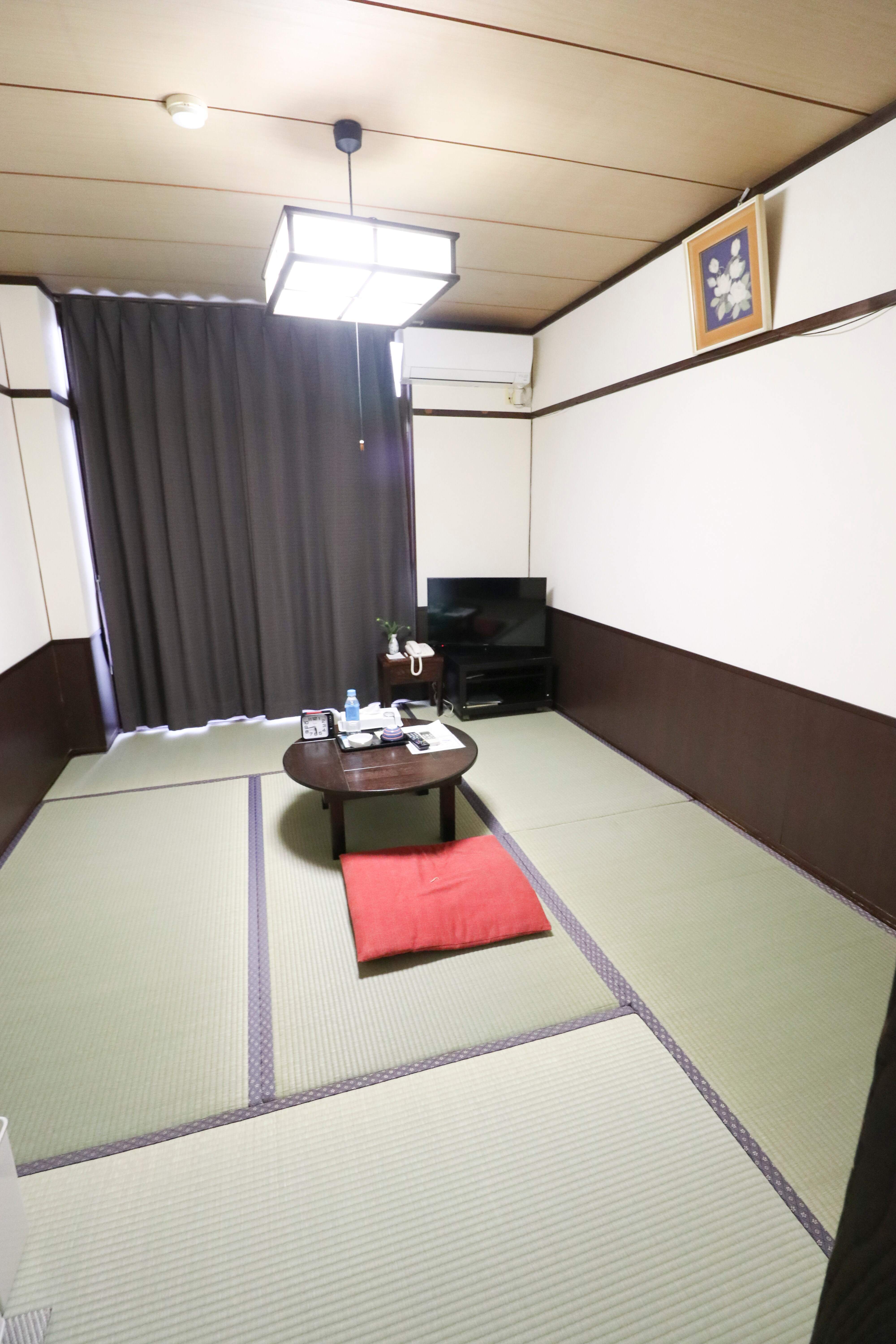 {Building No. 3, 6 tatami Japanese-style room}