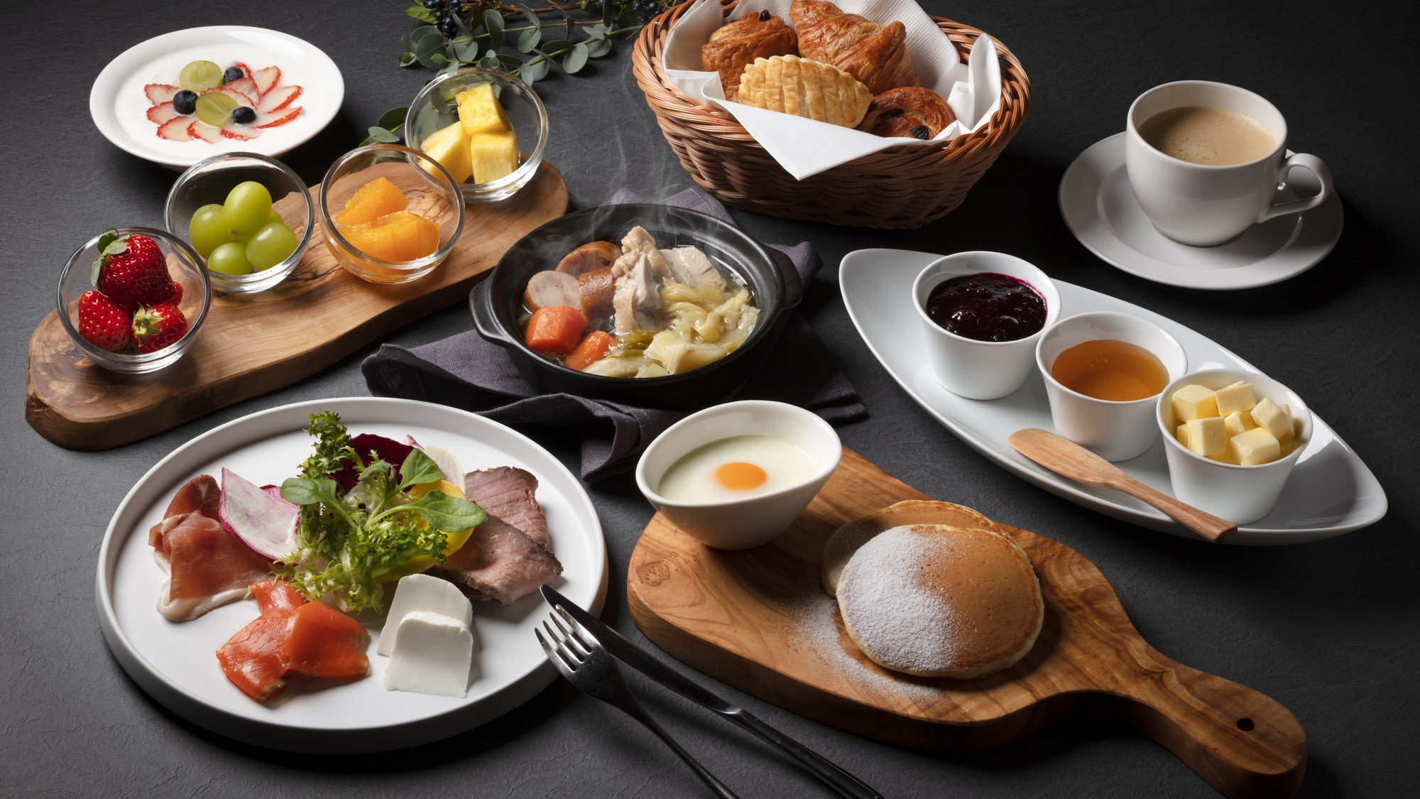 Buffet sáng: Ví dụ trình bày món ăn phương Tây