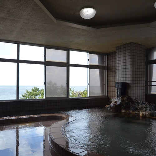 [男性大浴场]（越前玉川温泉）
