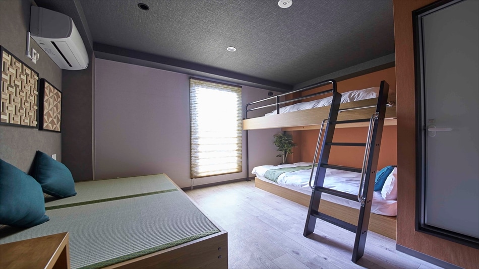 Quadruple rooms #21, #31/Non-smoking (13 square meters)
