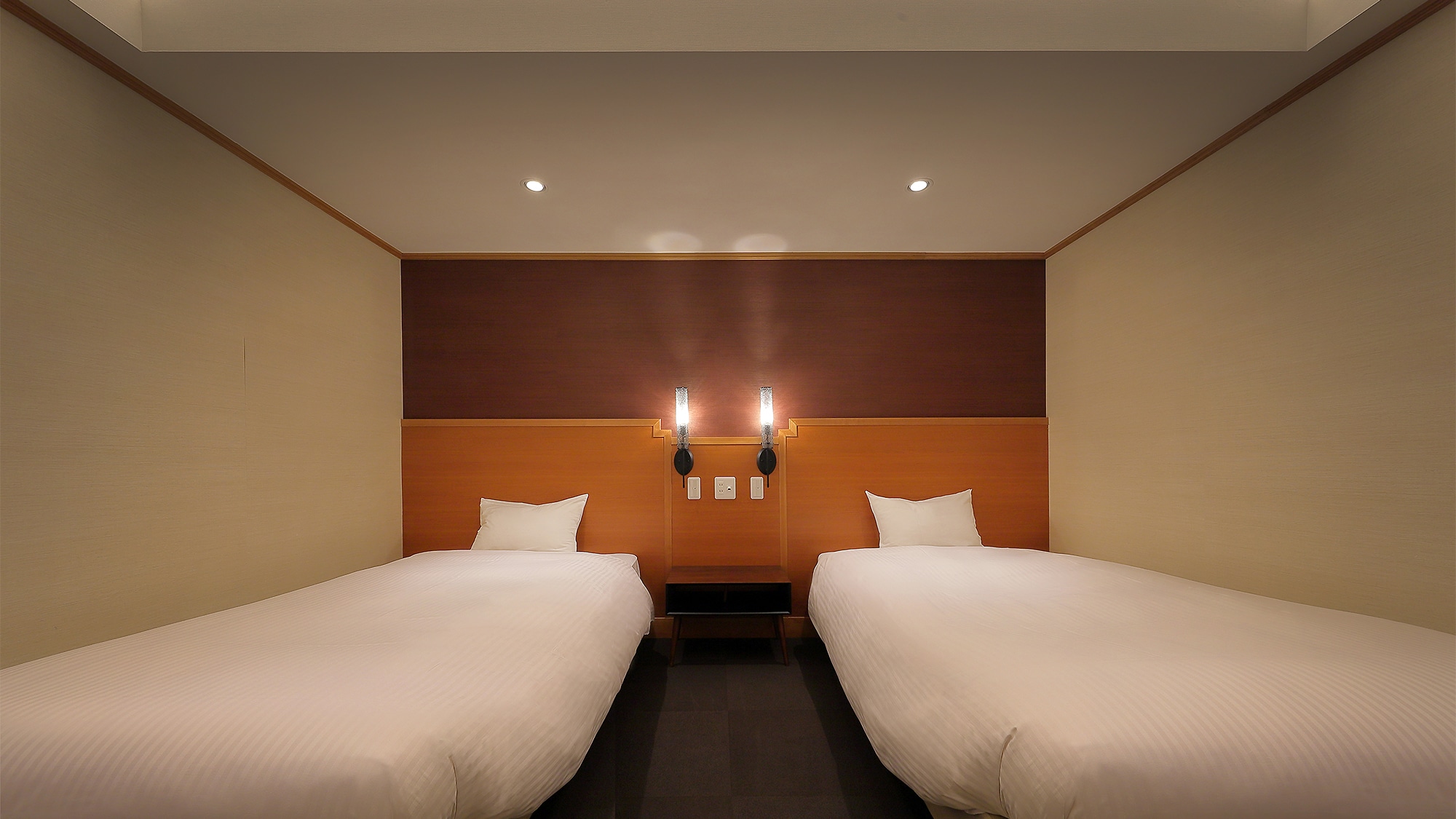 [Japanese-Western room] Top floor guest room with observation bath