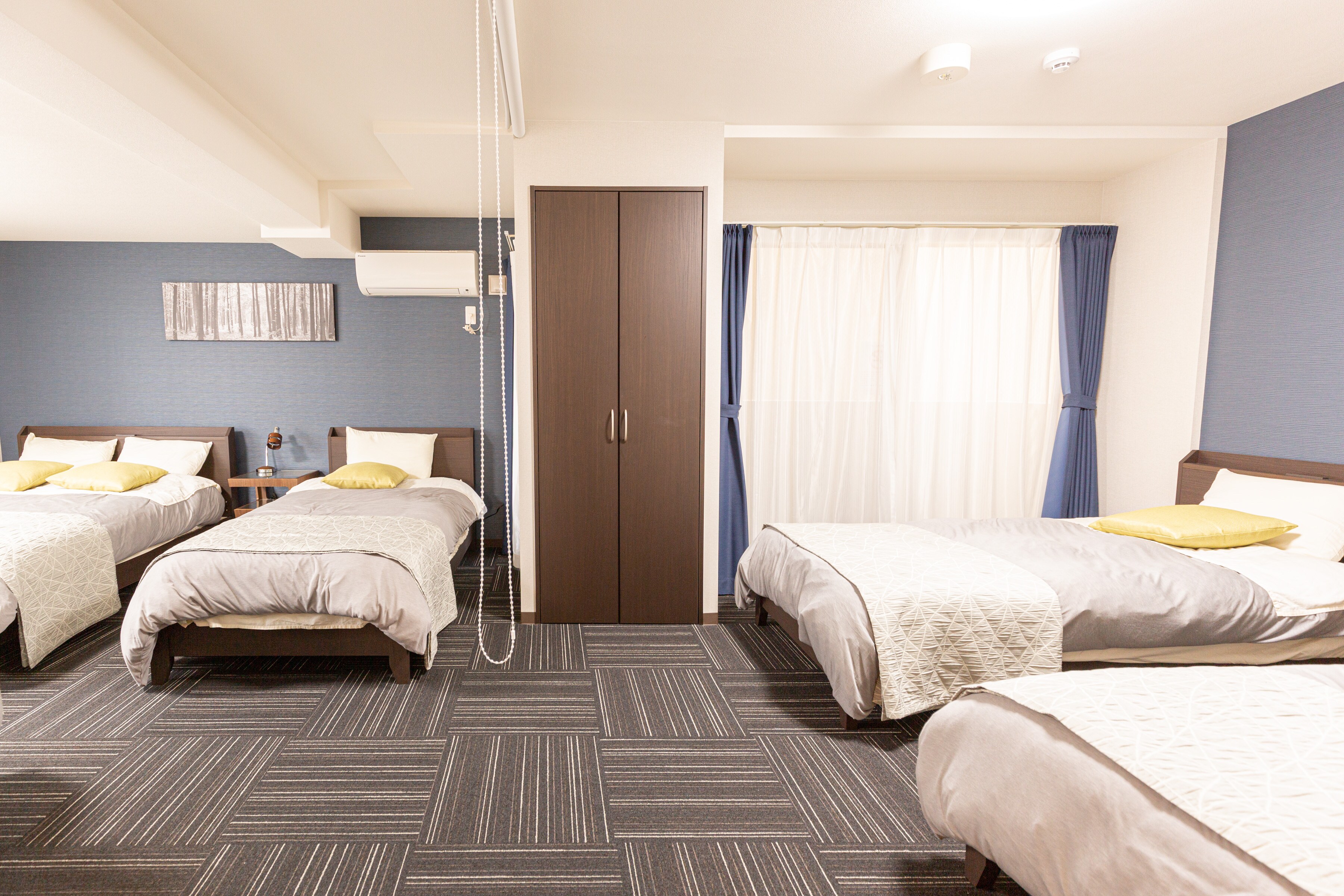 Kamar tidur 201