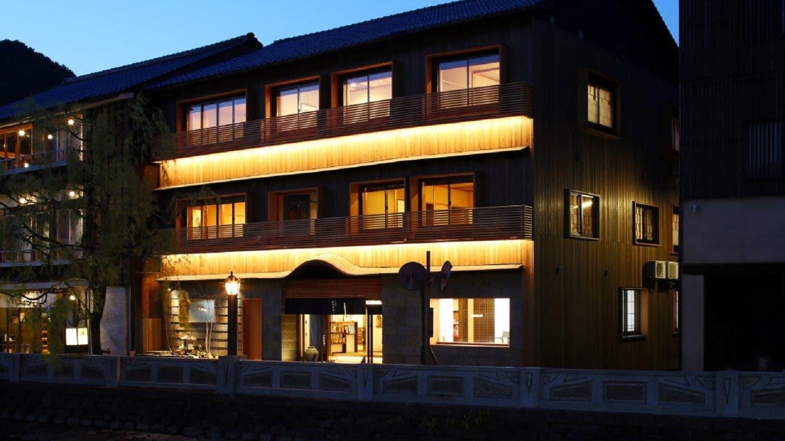 専門店では Hotel information Shiki Onsen Kinosaki for reservations and その他