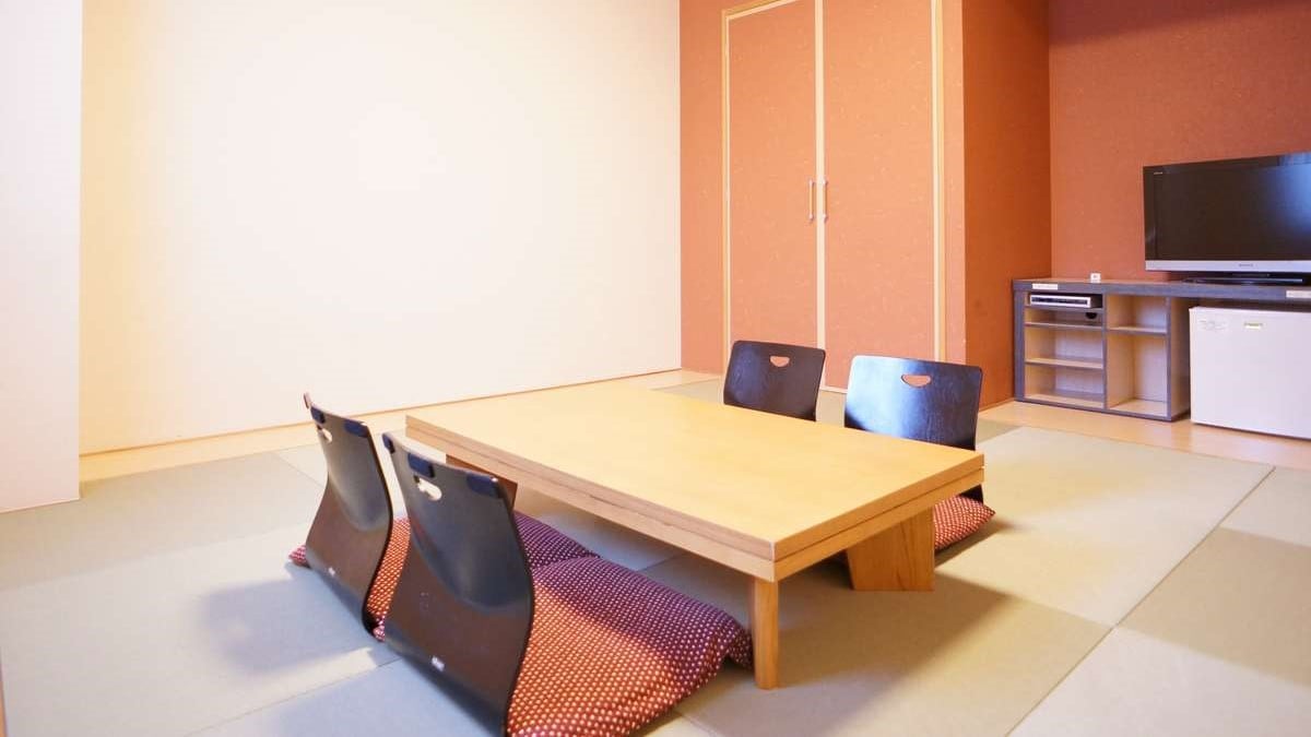 (New) [Japanese Modern] Japanese-style room 35 square meters [Maximum 4 people]