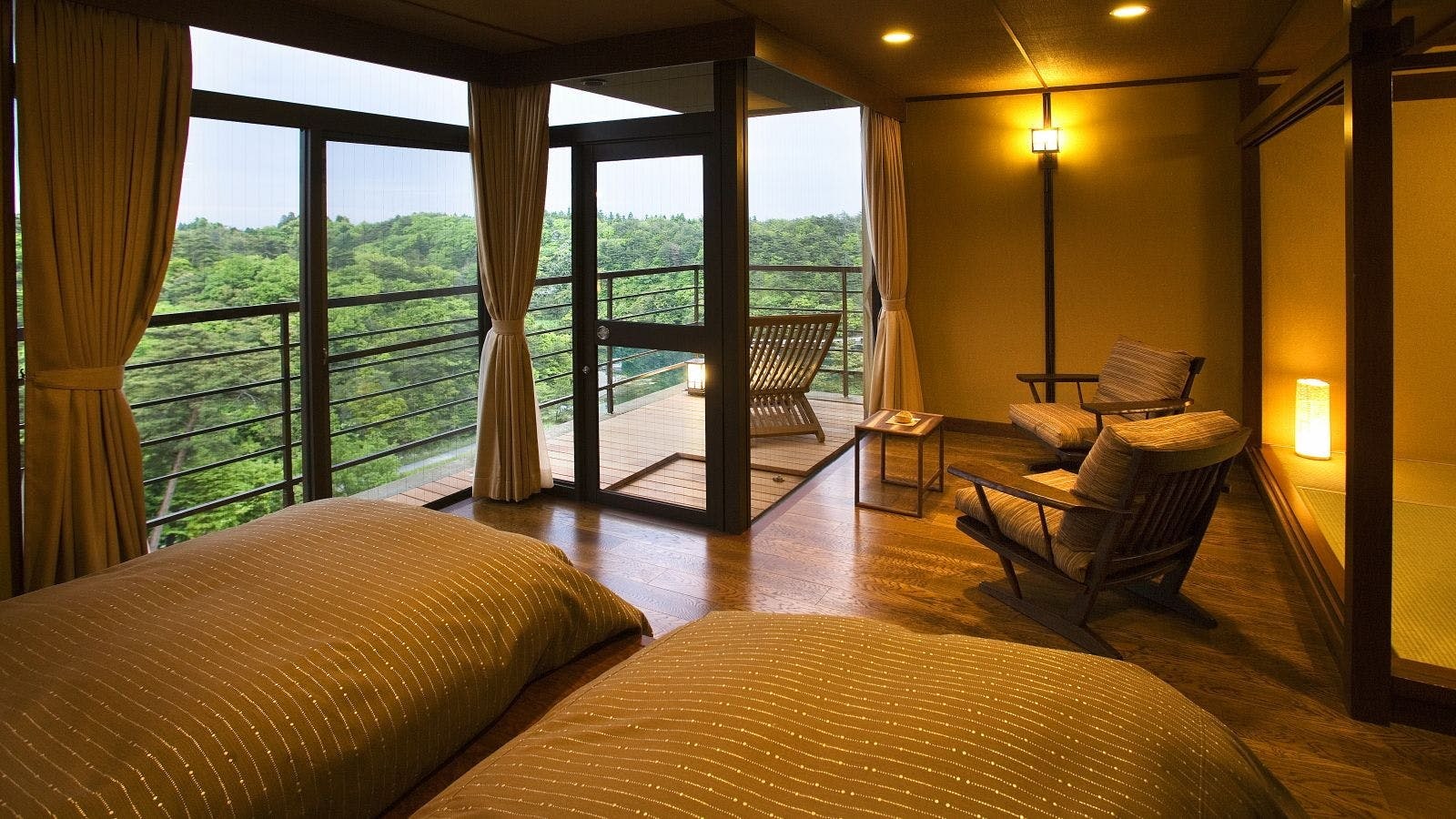 ■ Tsuruage kakurei -Kuon- ■ (Japanese-style room 10 tatami mats + balcony)
