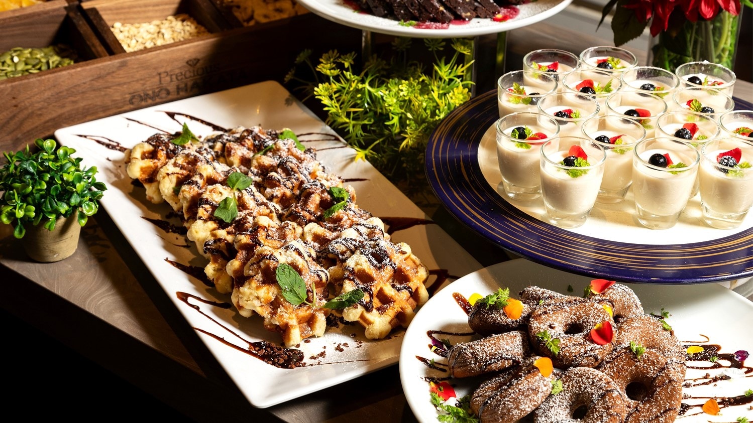 Breakfast buffet image