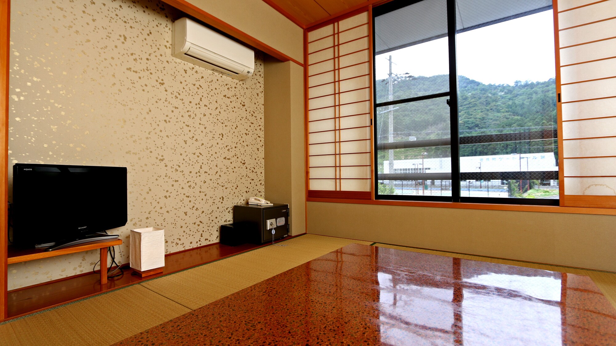 Example of a room: 8 tatami mats