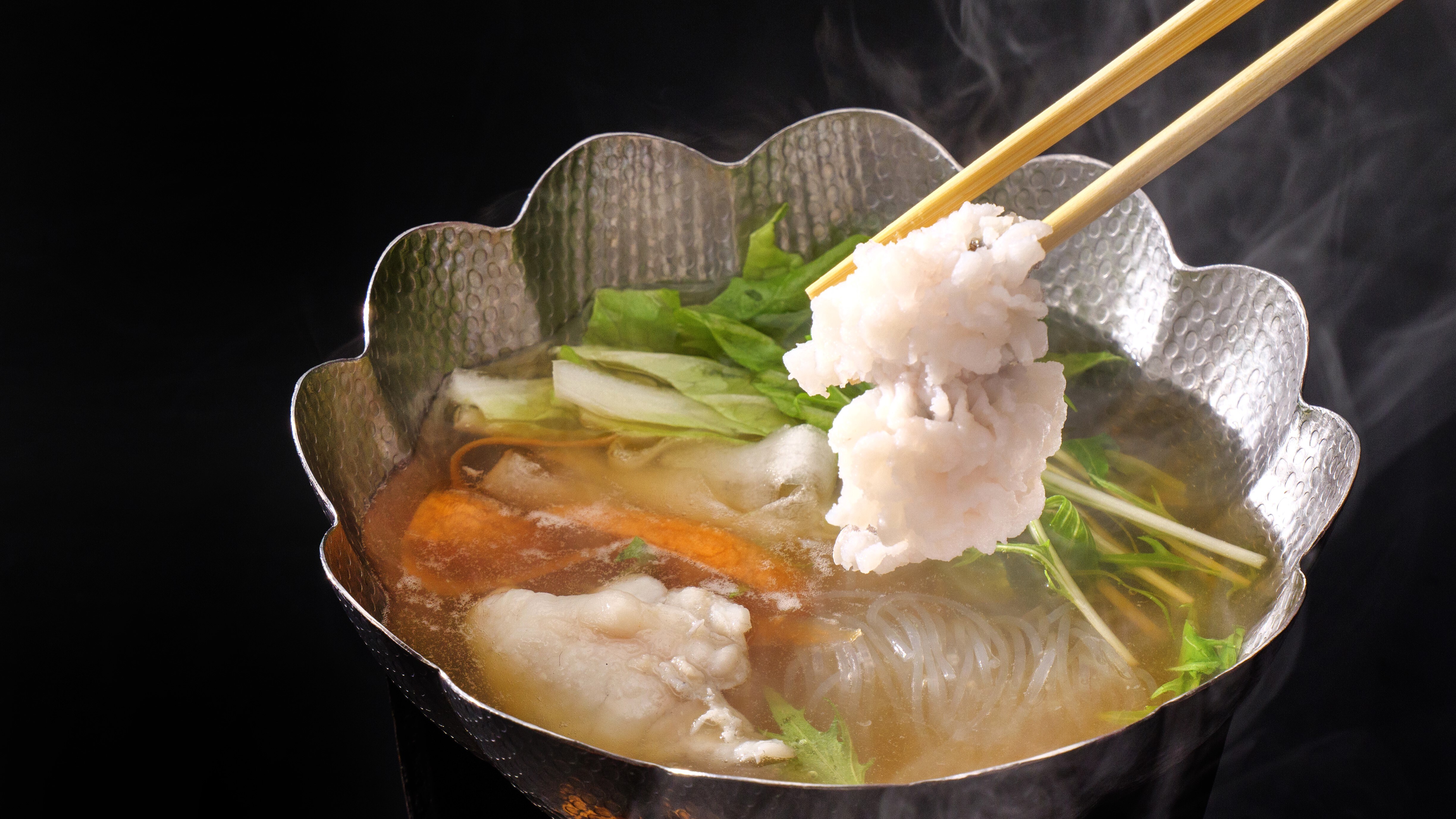 A5 certified Omi beef steak, summer pufferfish and Setouchi conger eel shabu-shabu hot pot - Summer Kaiseki ~Beautiful~ (Image)
