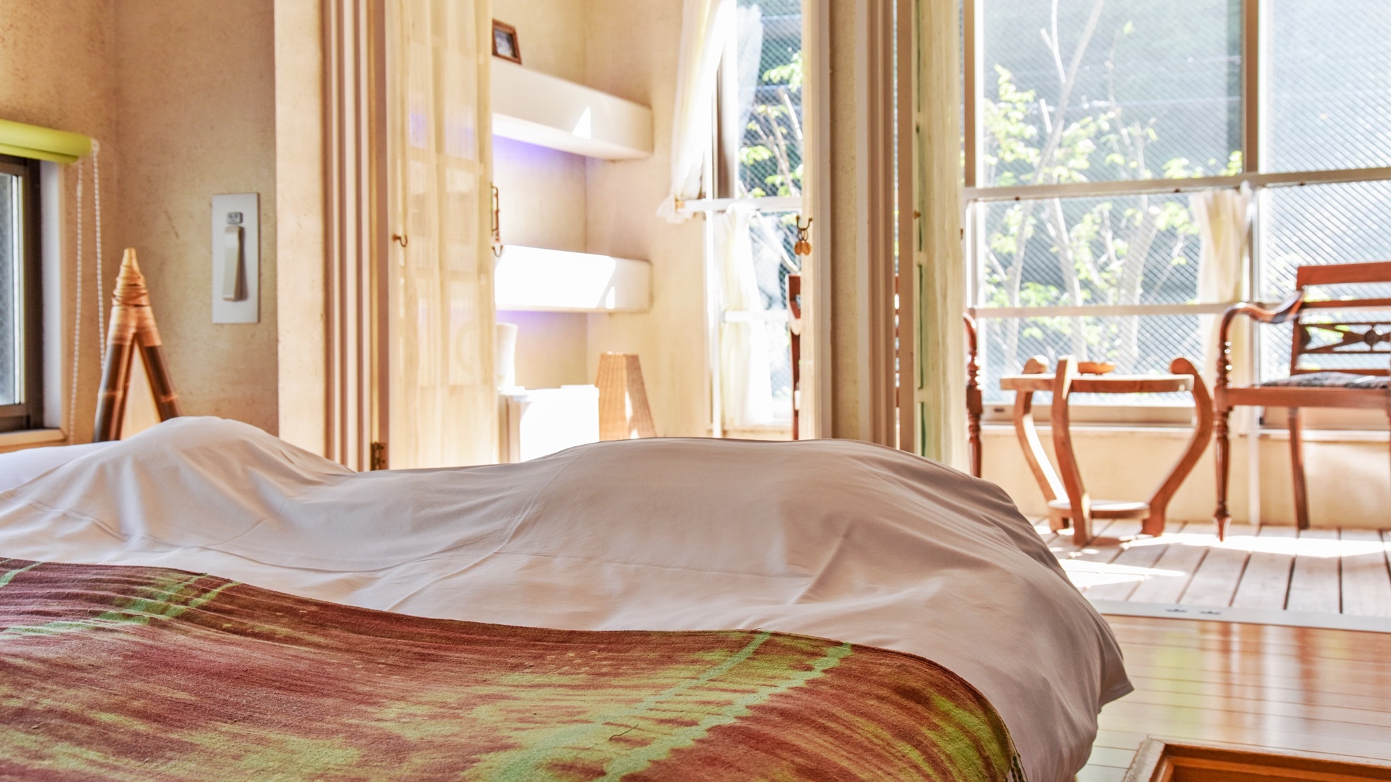 *[Sawarabi] The bright and refreshingly colored Sawarabi room is located on the second floor.