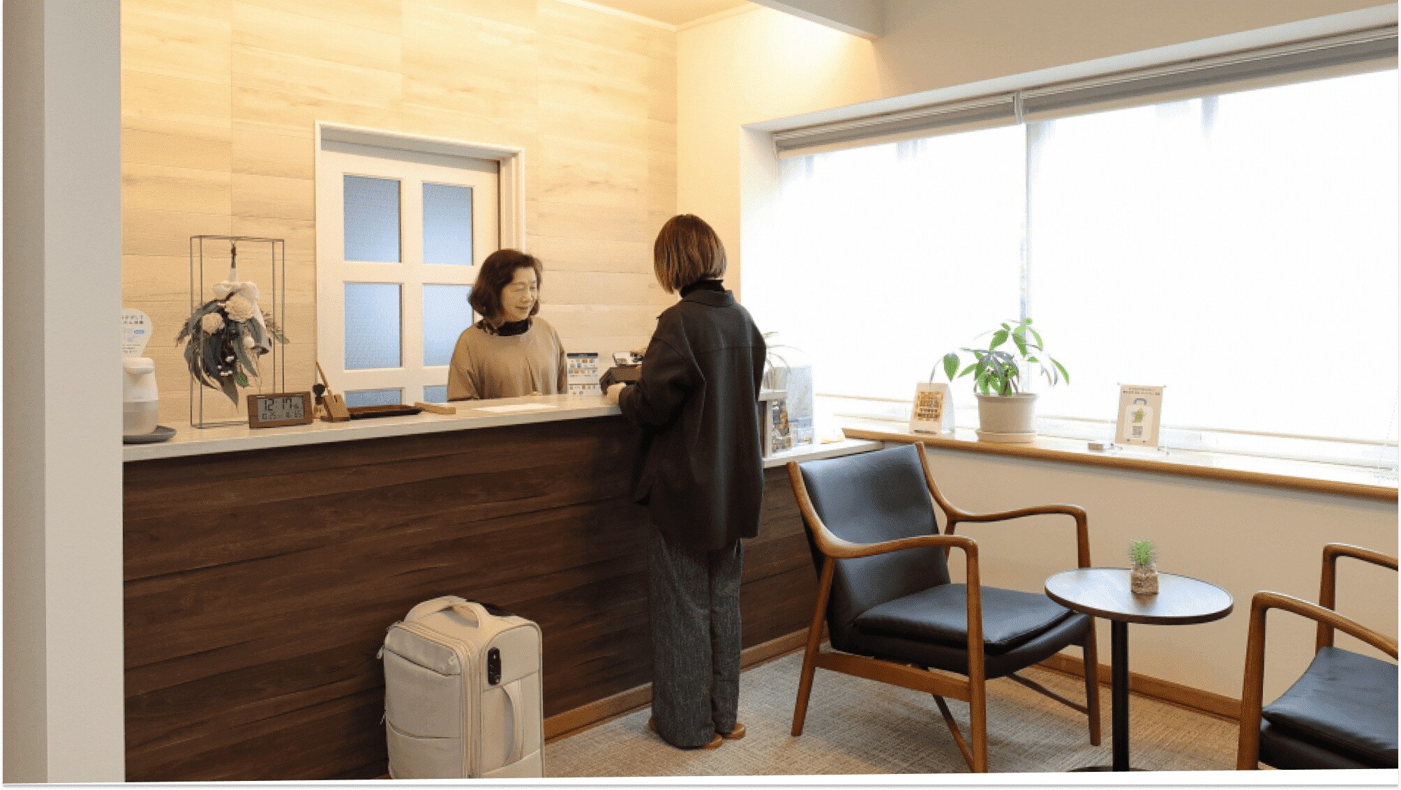 Front desk | Located in the guesthouse lobby
