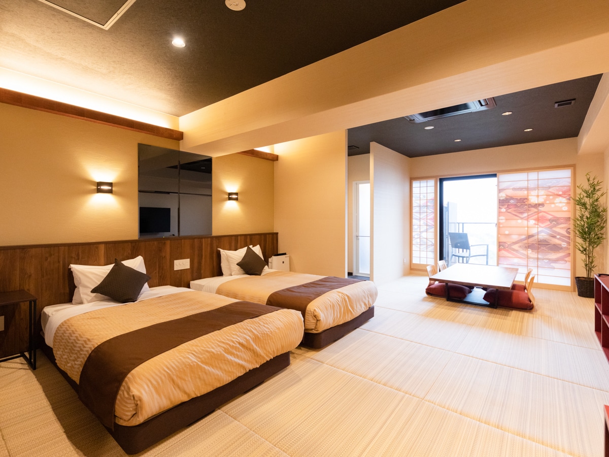 [Japanese-style Junior Suite Room] 43 square meters + private terrace of 10 square meters, open-air bath made of cypress