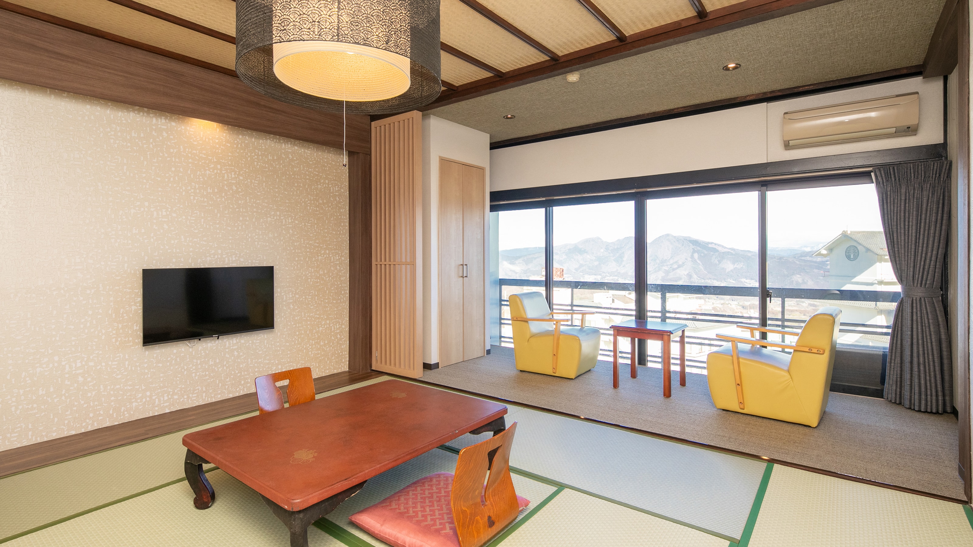 Phòng hạng lên (phòng kiểu Nhật 8-10 chiếu tatami bên ngoài phòng tắm) [Không hút thuốc]