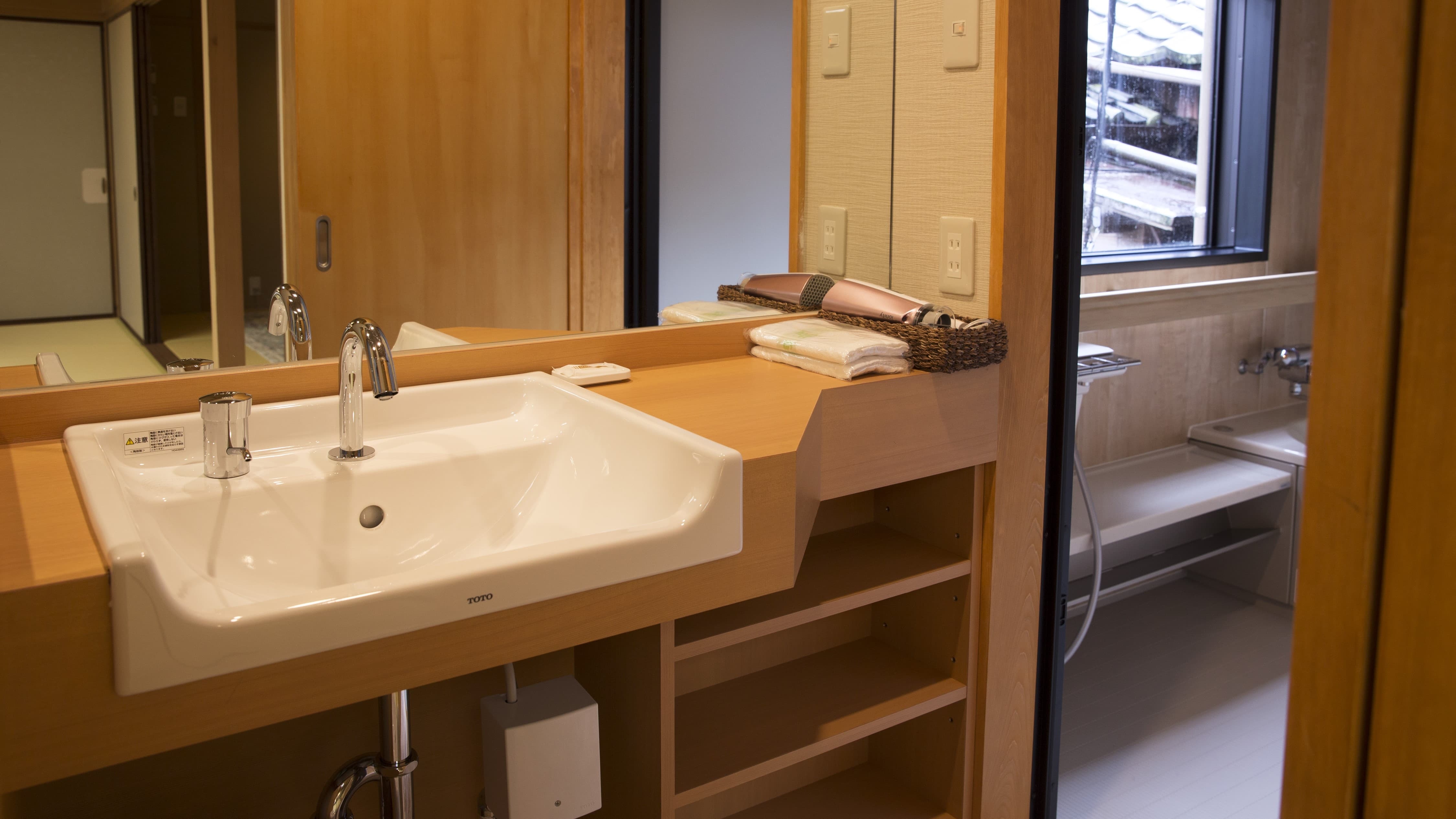 [Gedung baru/bebas rokok] Kamar Superior Twin <Modern Jepang yang menenangkan>