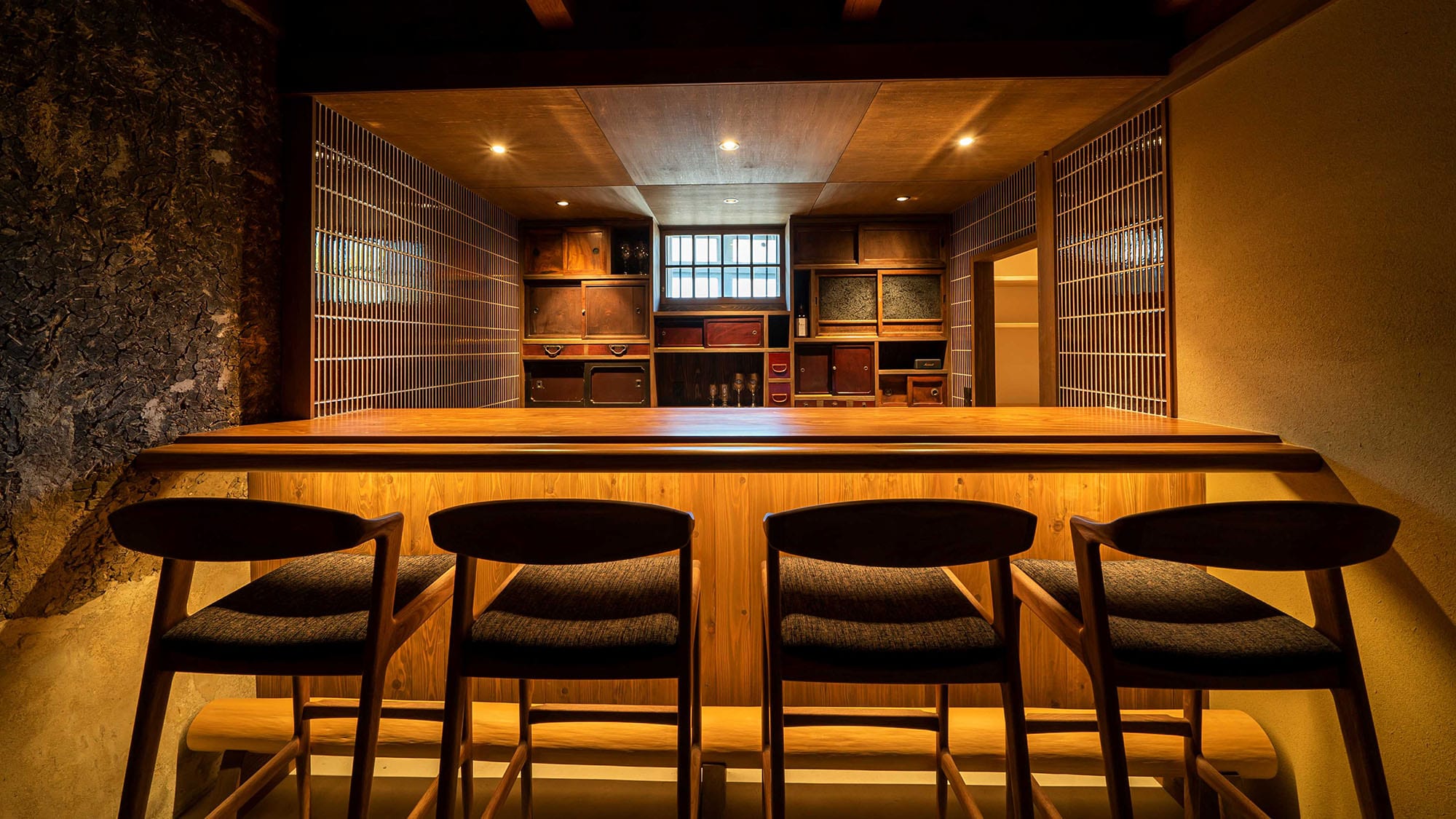 [Kagamidakura 301] Bar counter
