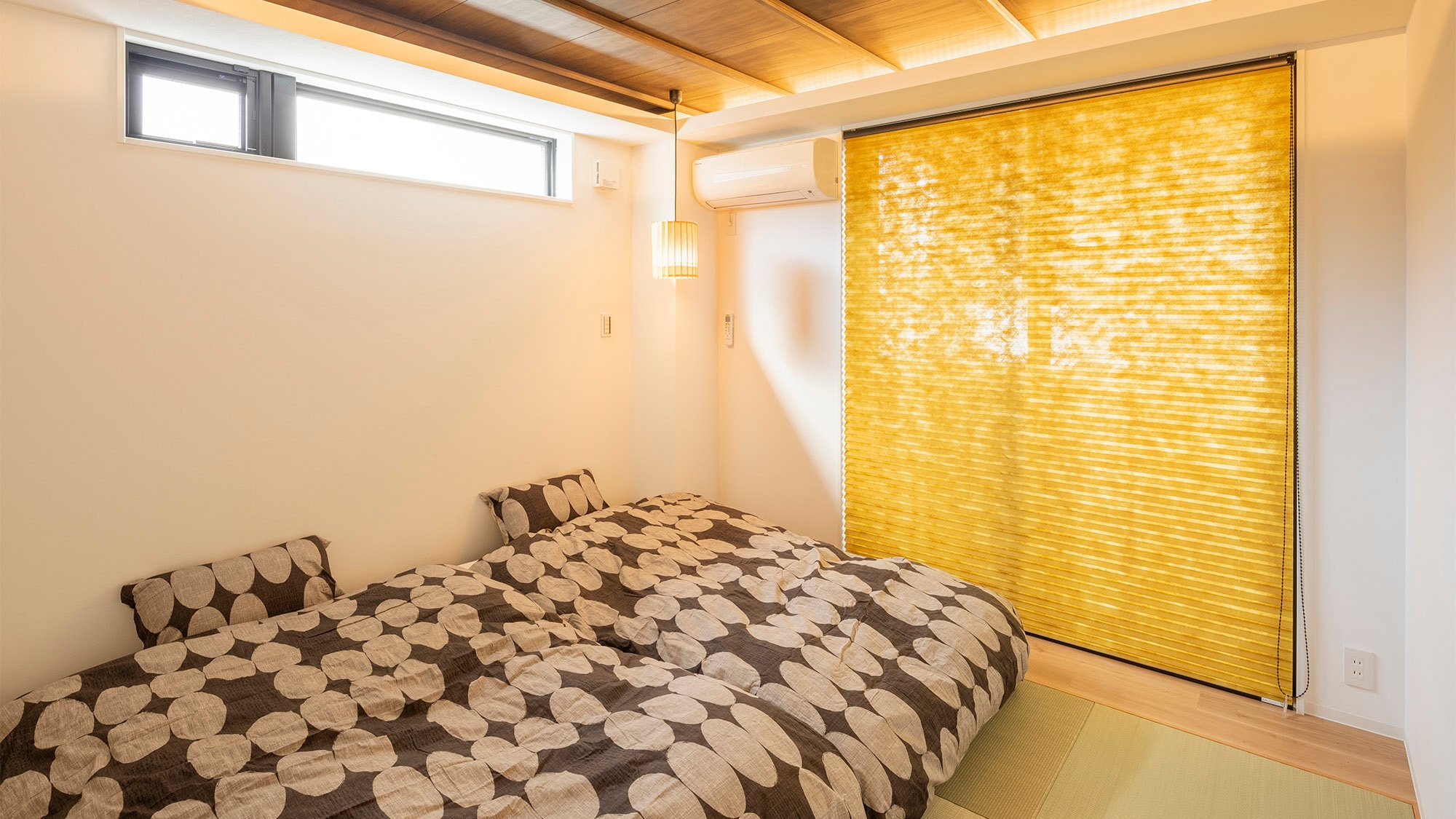 ・[Deluxe Twin] Two semi-double beds for a relaxing sleep