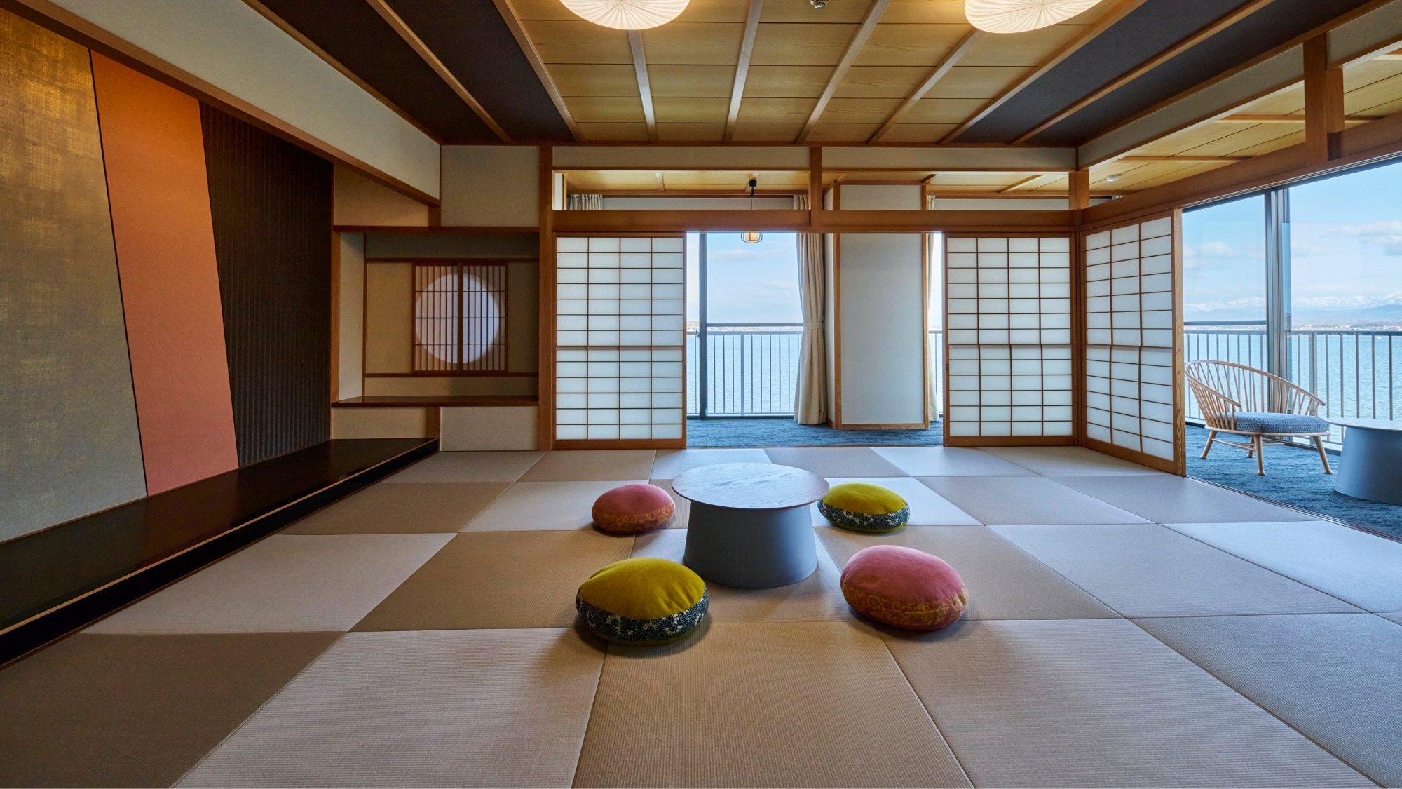<Comfort Corner Room - Koshiro> Large windows on two sides offer a panoramic view that only a corner room can offer.
