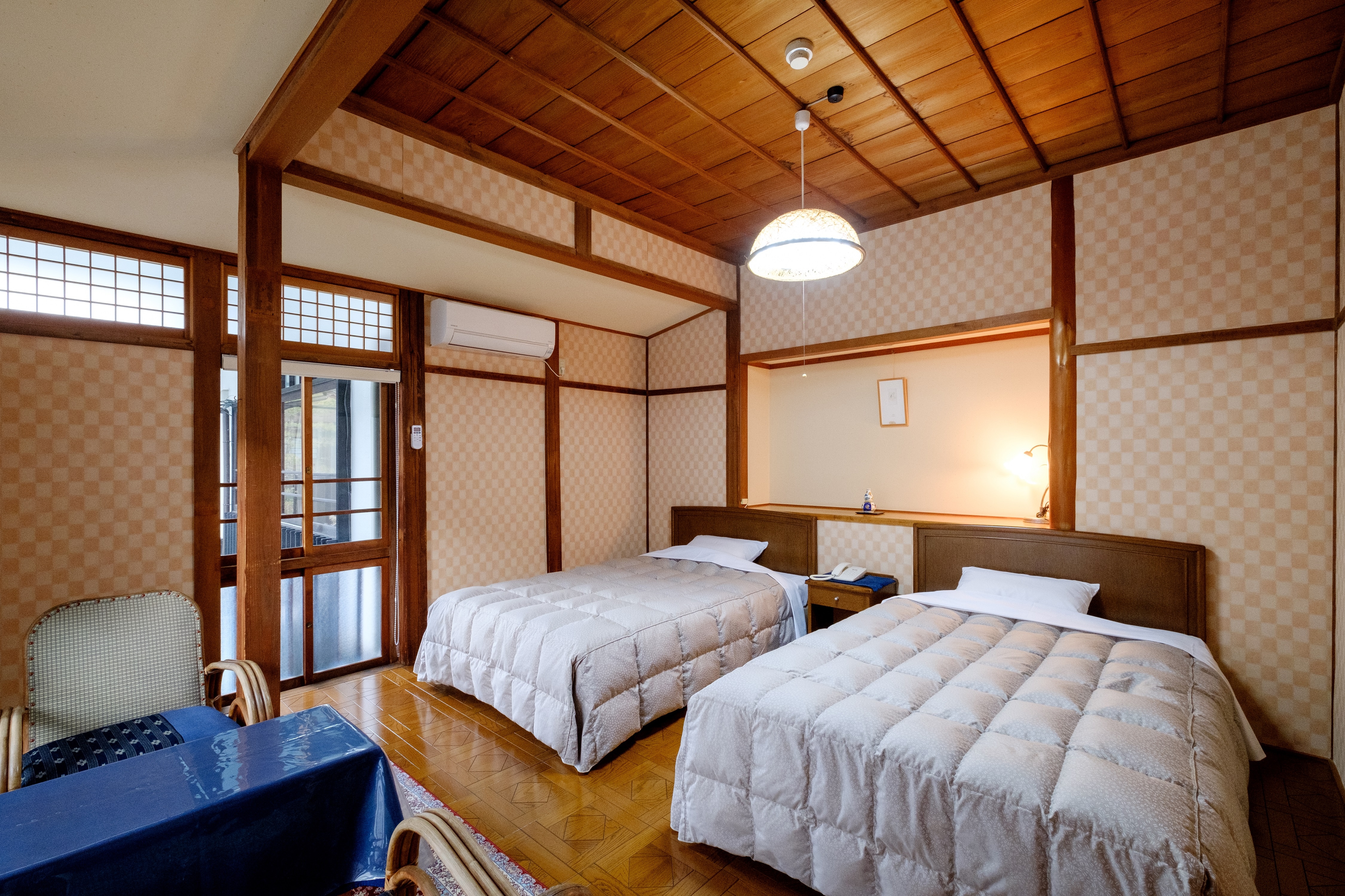 Meiji and Taisho period Japanese-Western style rooms in Hagi