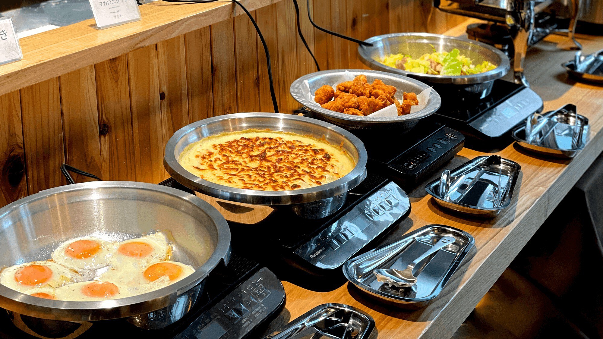 [Breakfast] About 30 kinds of Japanese and Western buffet