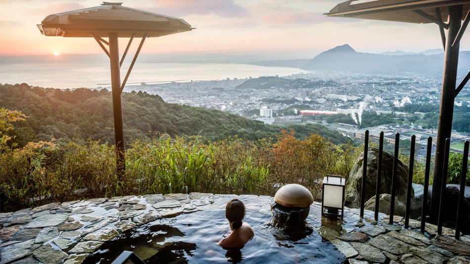 Open-air bath