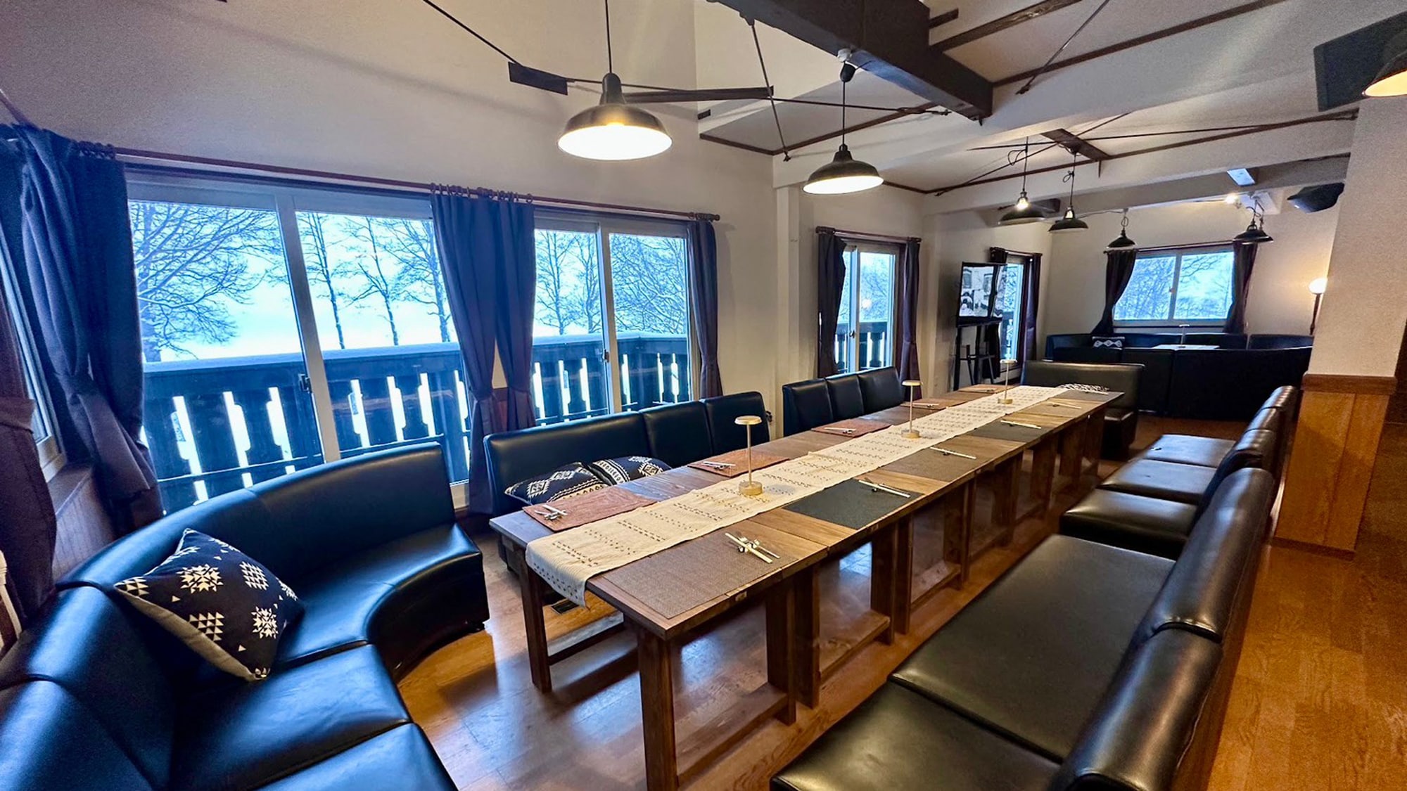 Shared lounge on the second floor of the lodge.