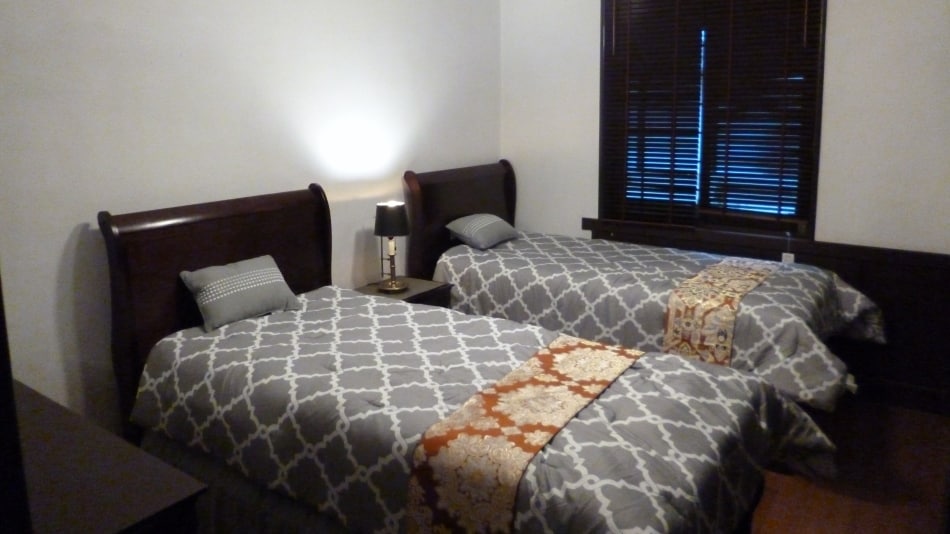 Guest House Garden Twin Bedroom