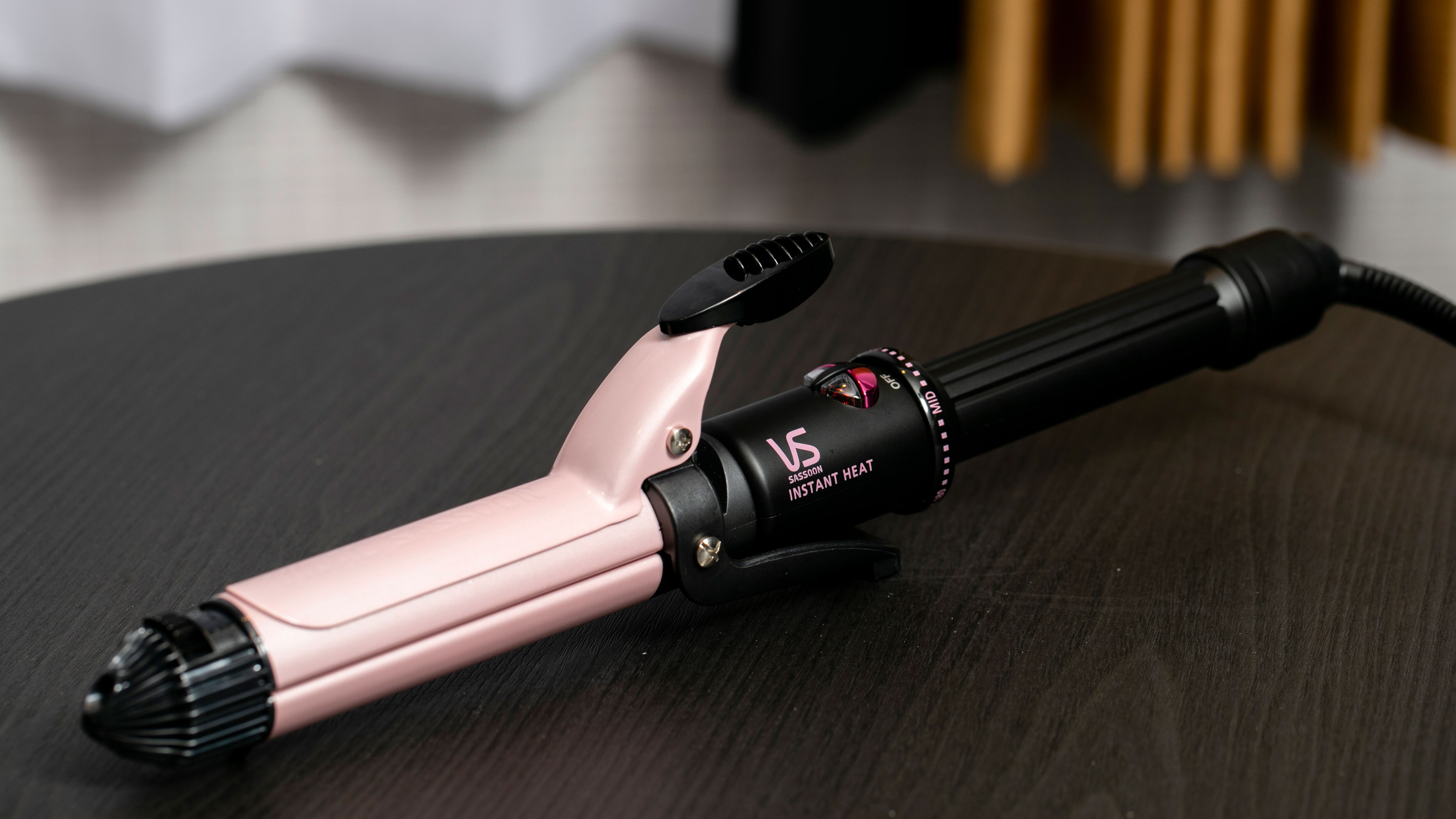Hair iron (rental)