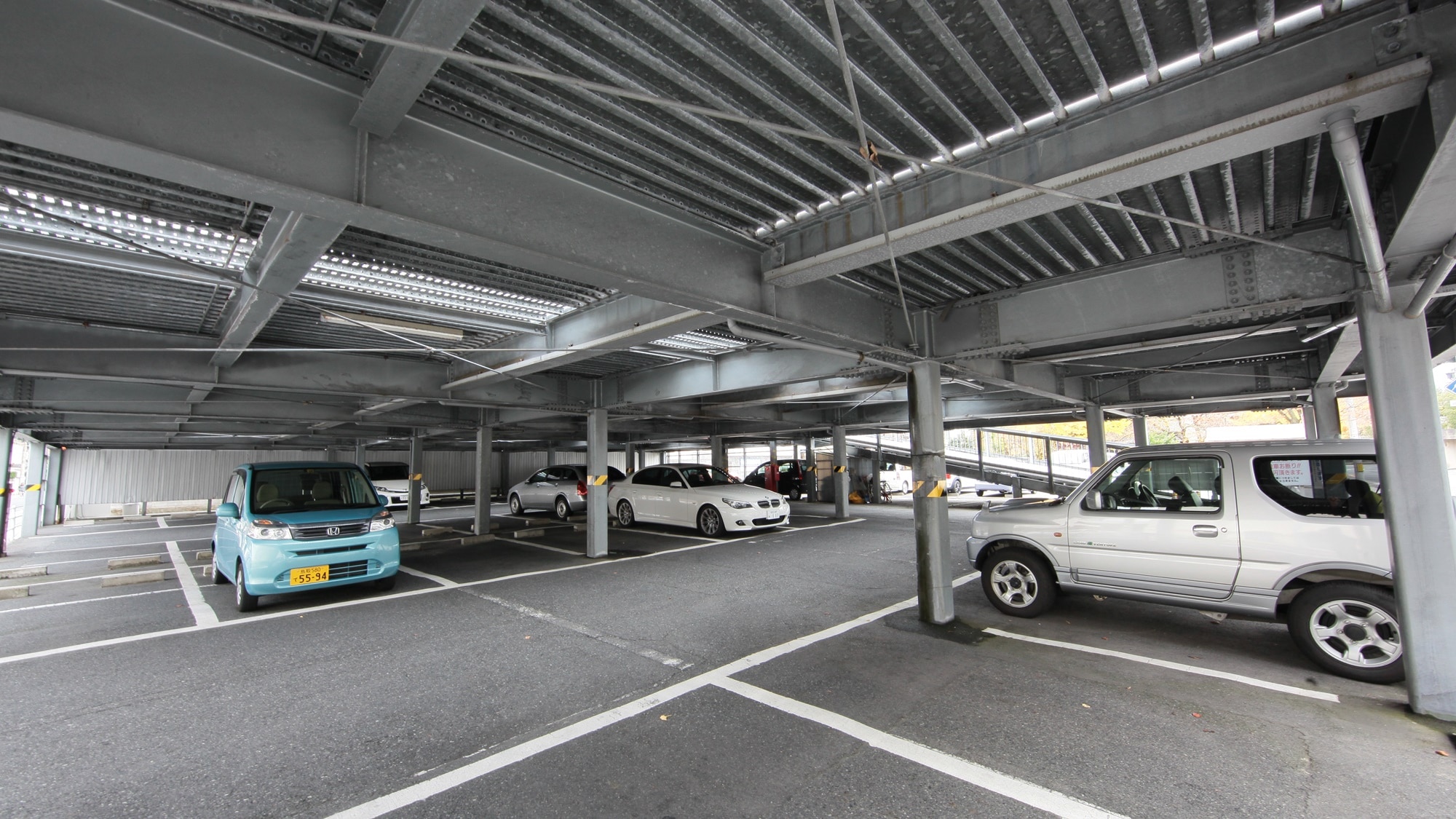 *[Multi-storey car park 1st floor]