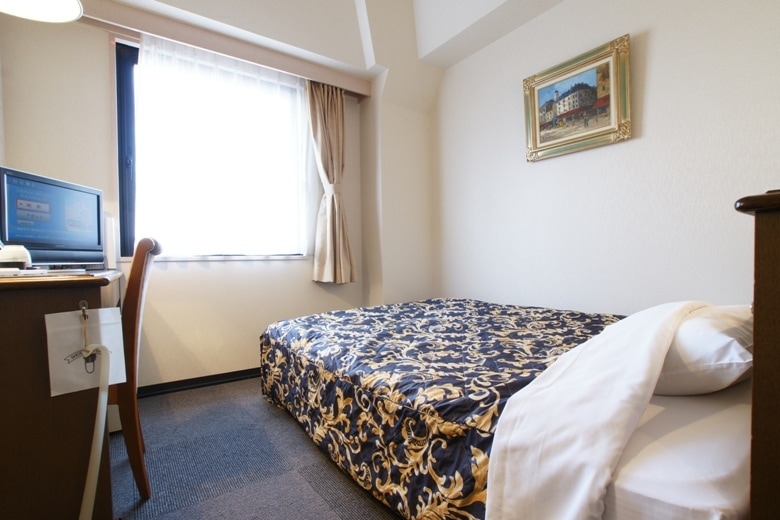 ■Guest rooms/smoking■The windows are large and open.