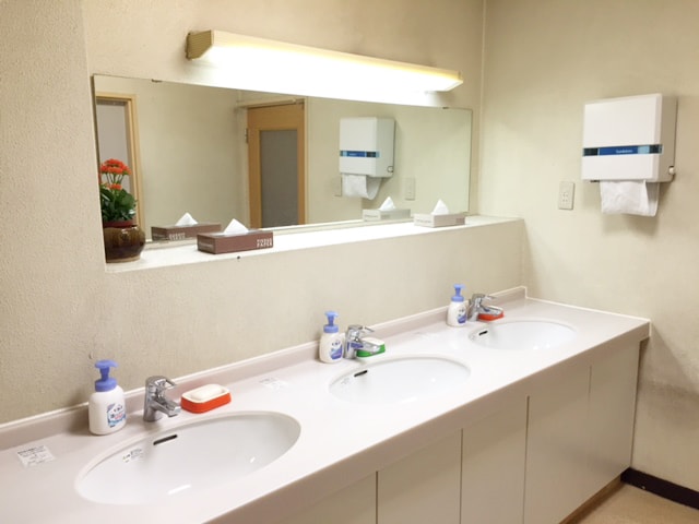 Renewed ♪ 2nd floor communal washroom