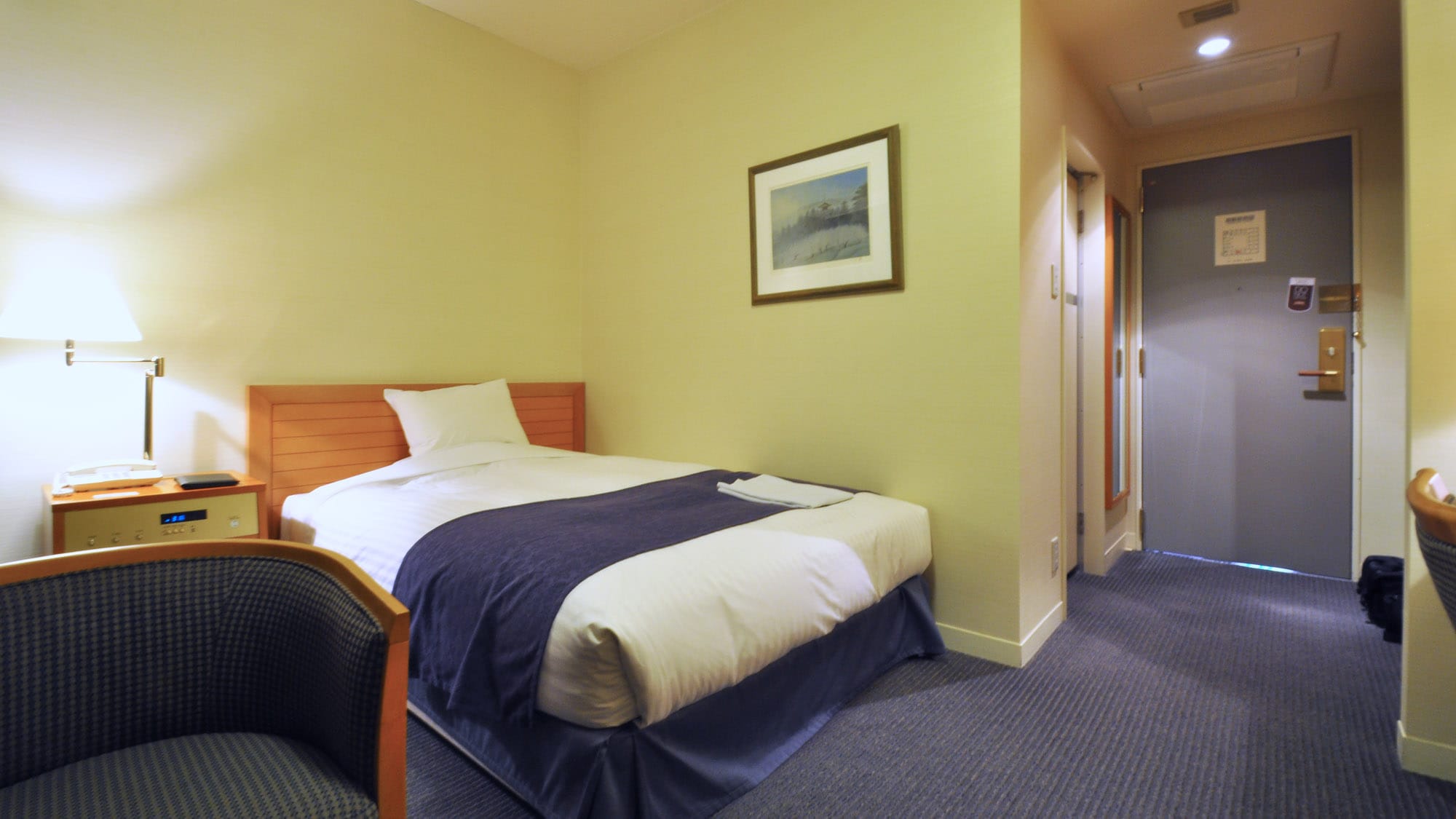 [Deluxe Single Room] All rooms are equipped with free Wi-Fi and LAN.