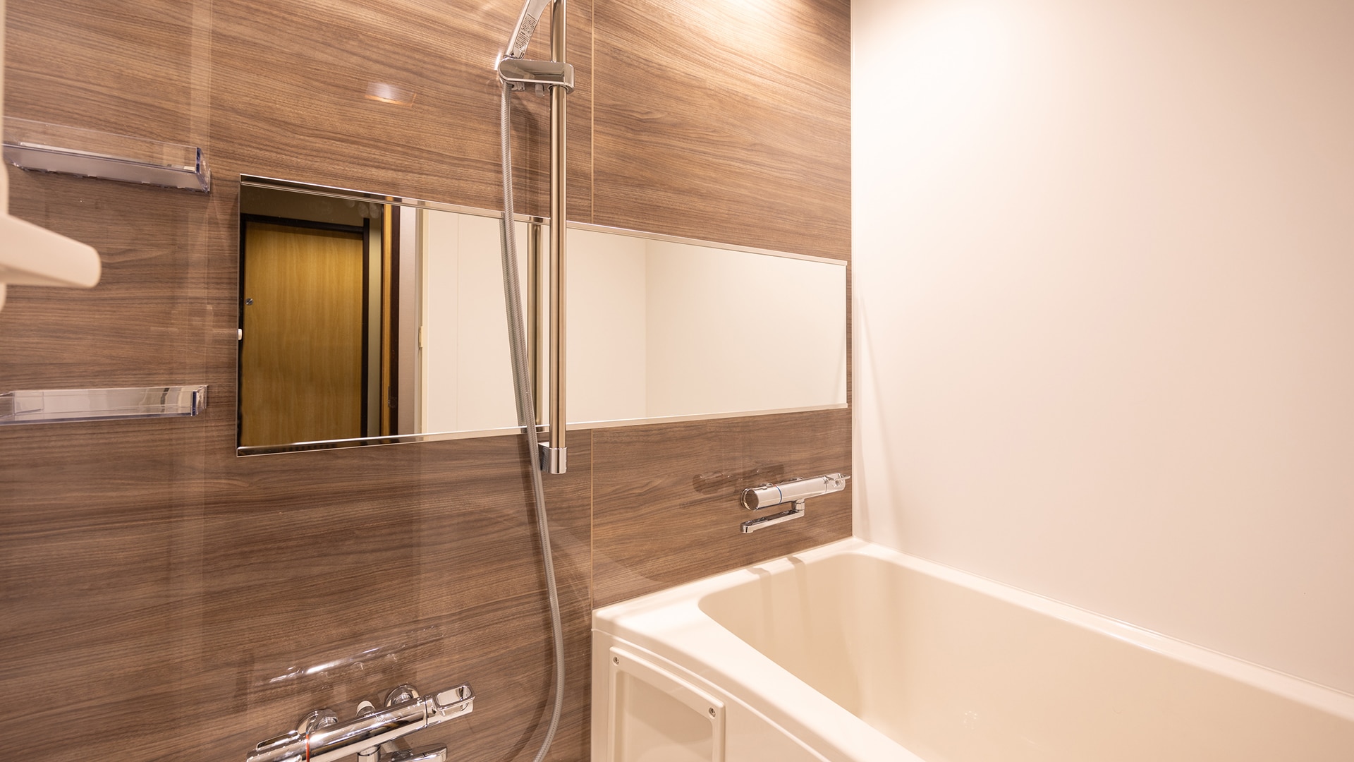 Japanese style twin room with hot spring bath (8+6 tatami mats) (no view) ◇ Simmons bed, non-smoking
