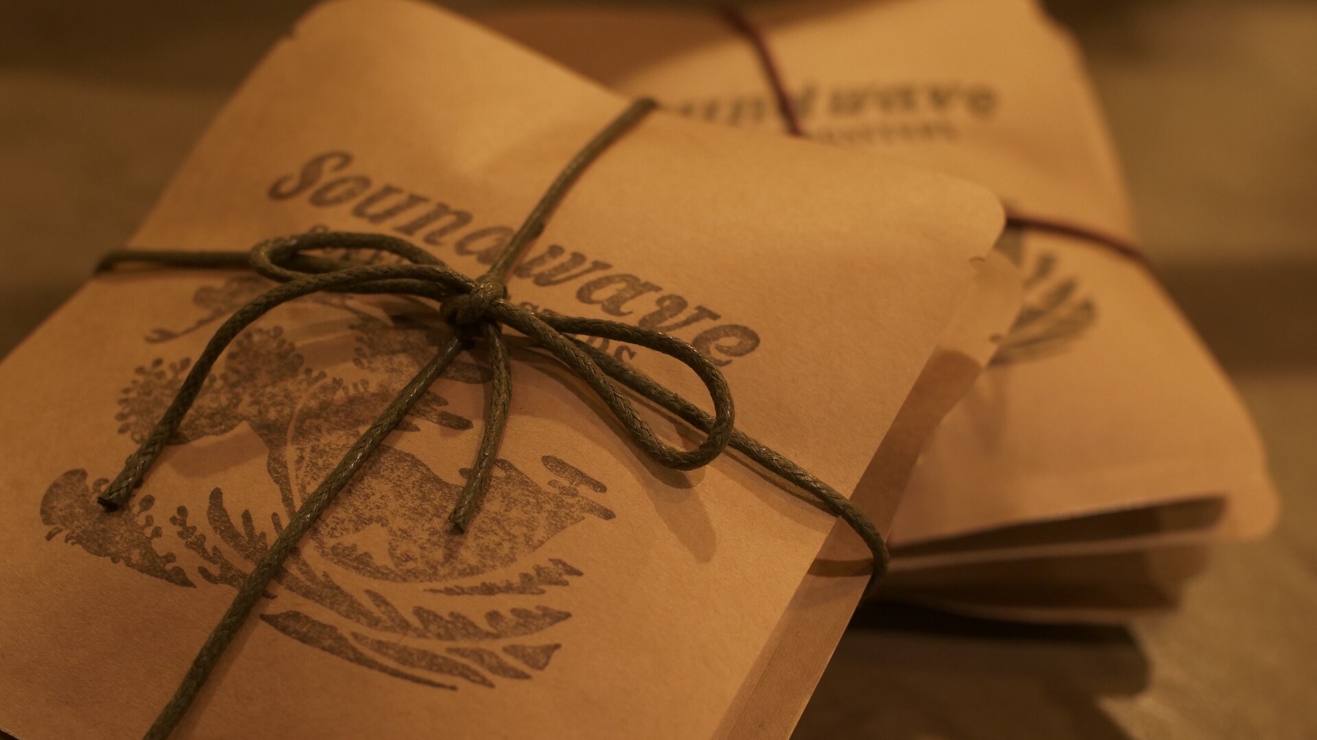 We will provide you with coffee beans that you can enjoy at home in your room.