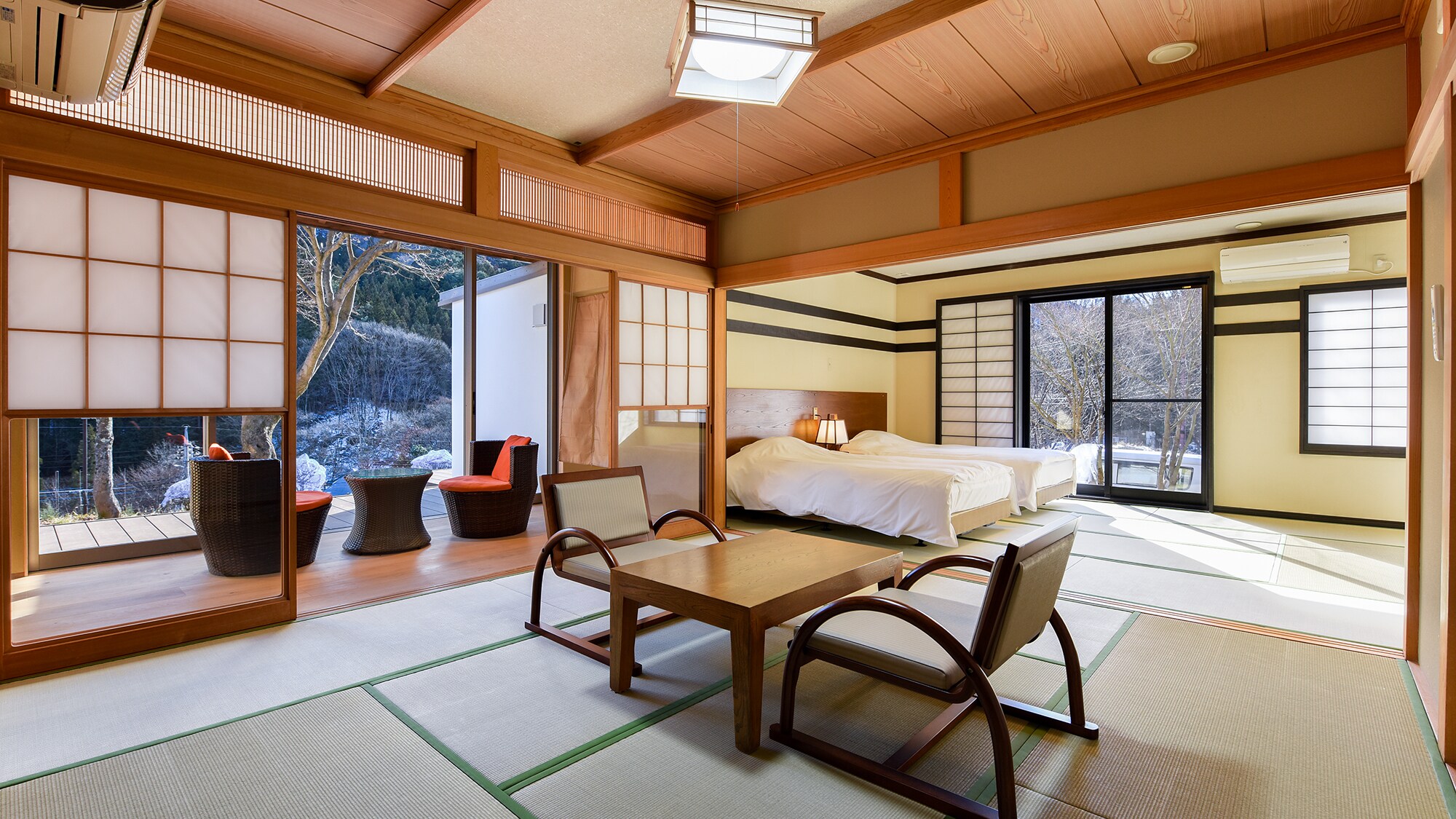 *Two Japanese-style rooms, Sora no Yu/Spacious 8 tatami mat + 12 tatami mat room.
