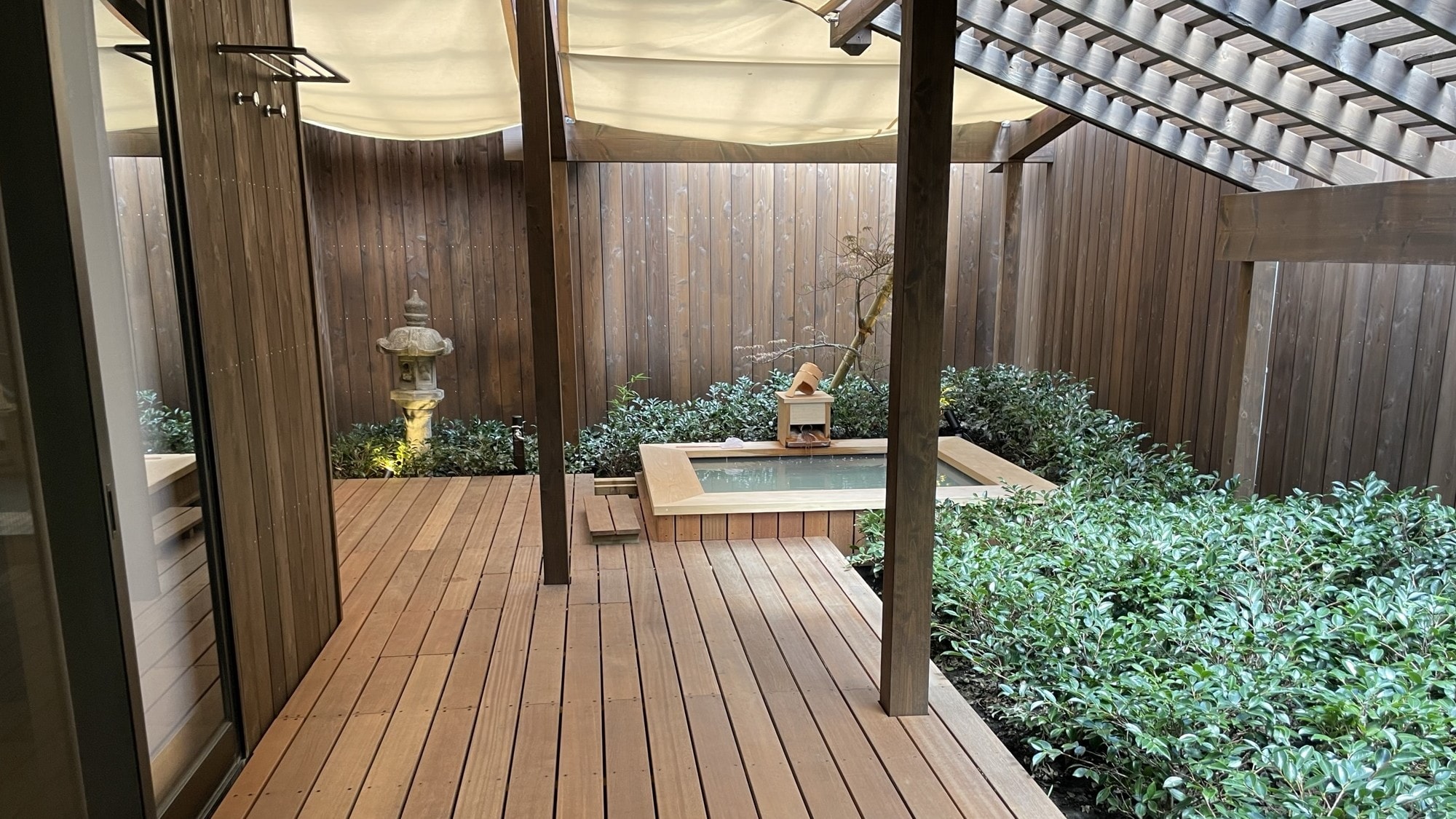 1st floor guest room with open-air bath "Kaze"