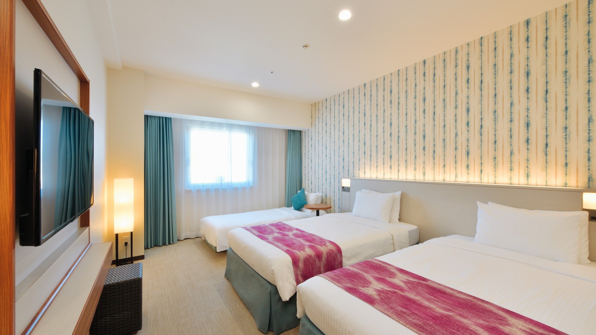Wide twin room (for 3 people) [25㎡, non-smoking]