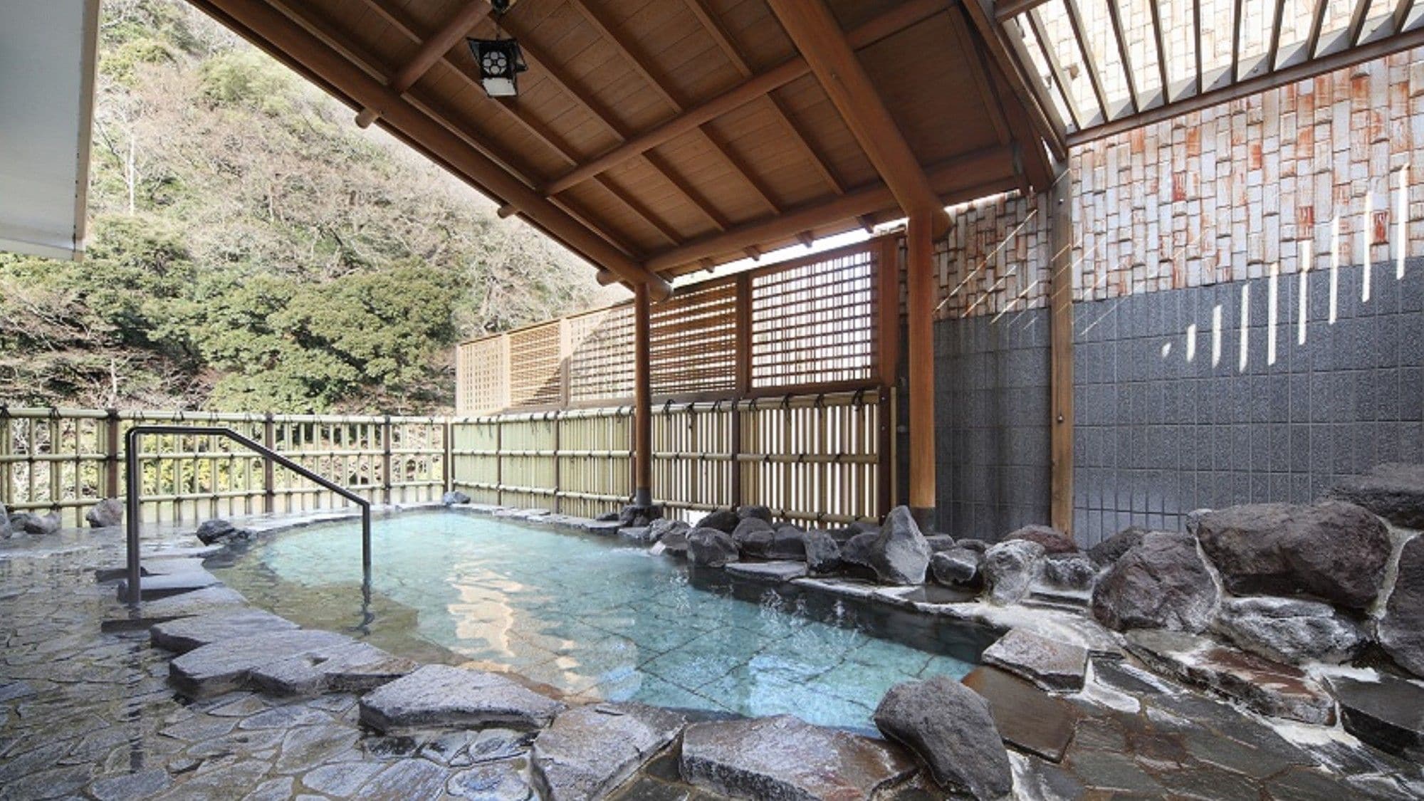 Katsura no Yu open-air bath