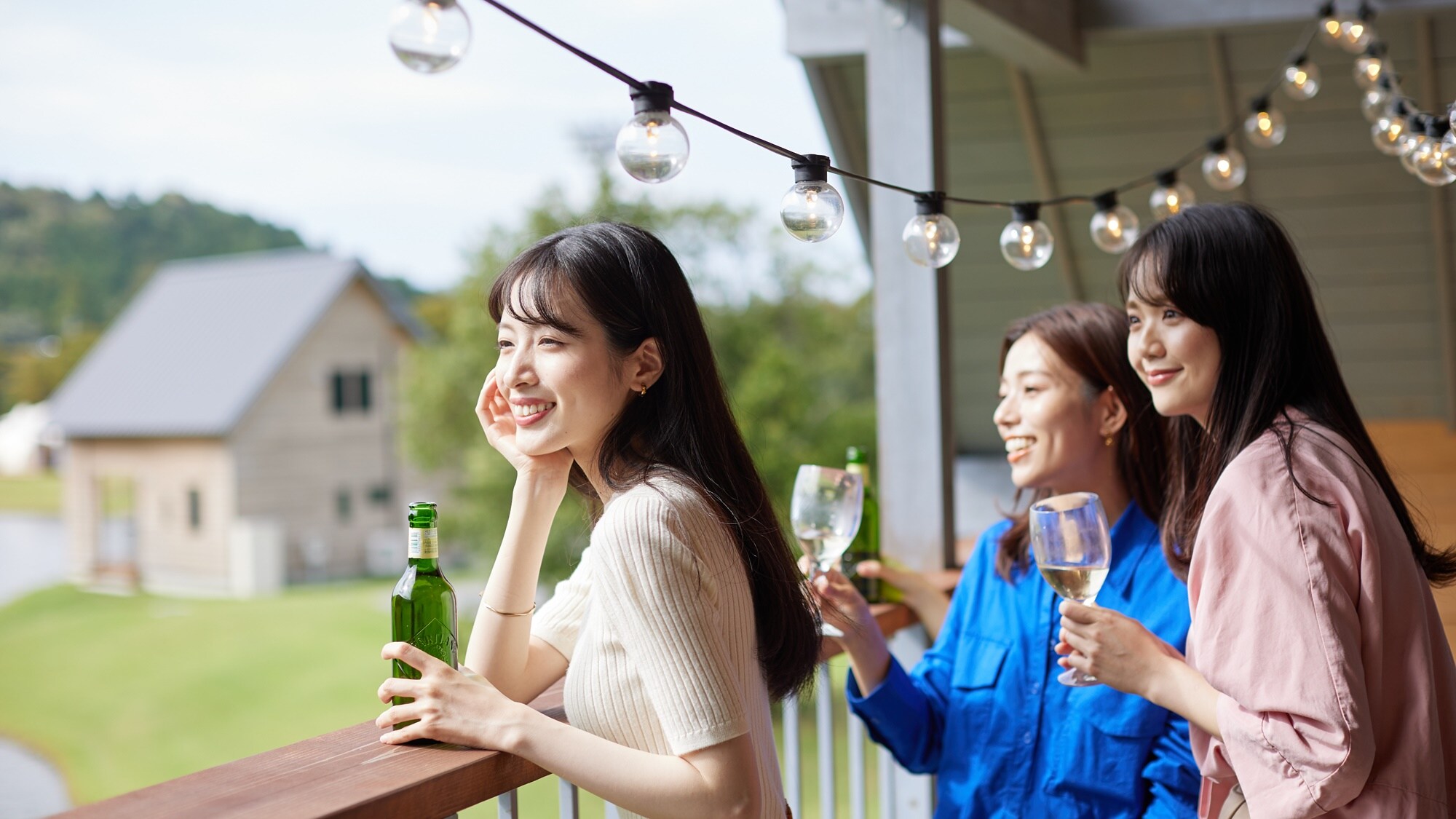 *[客房] 客房內設有迷你吧和冰箱