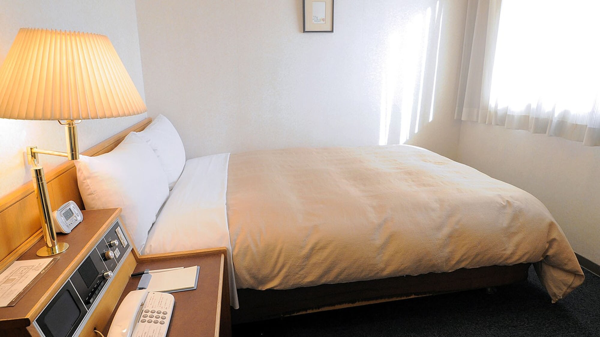[Semi-double] This room is also recommended for business use.