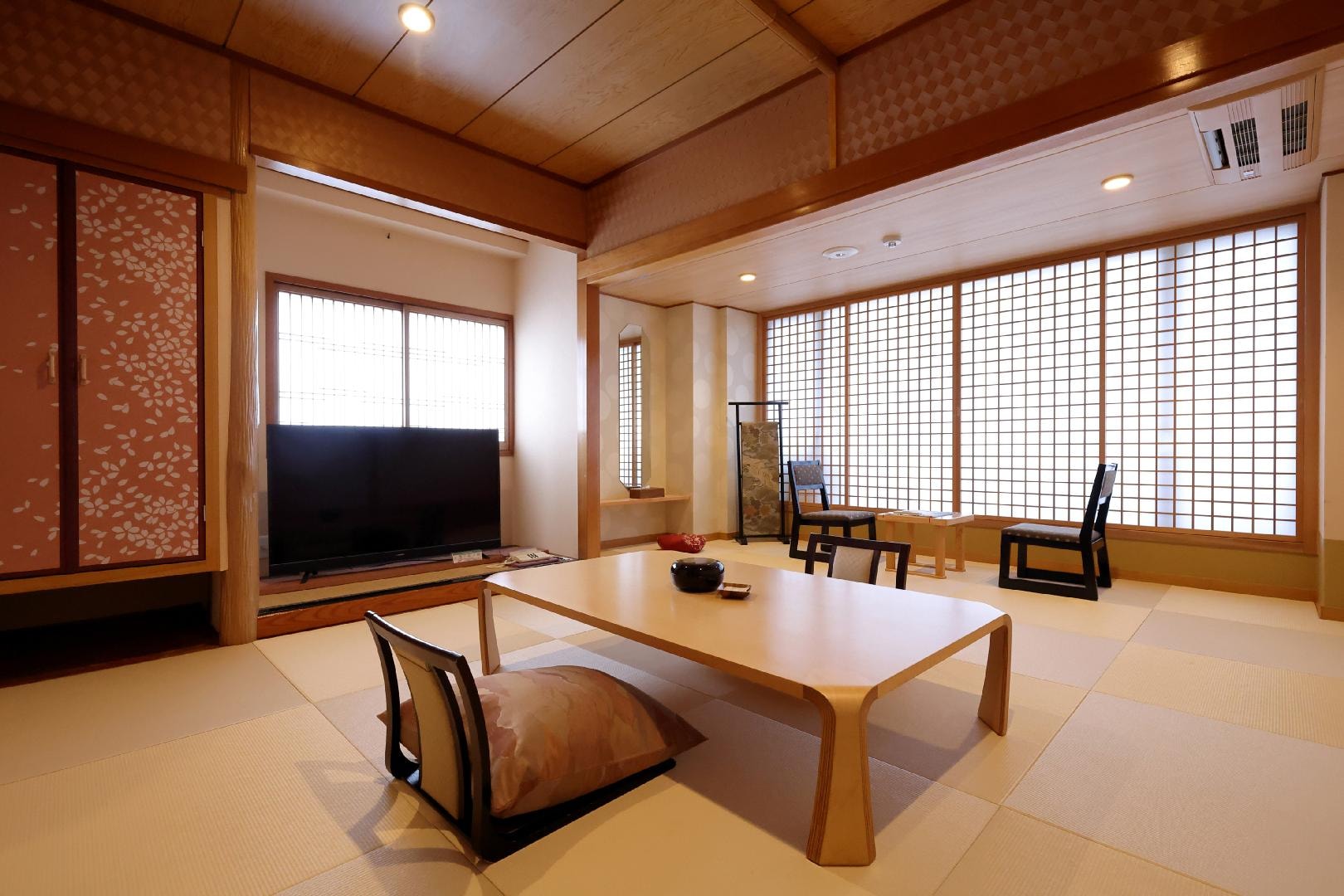 Superior Japanese room 10 tatami mats
