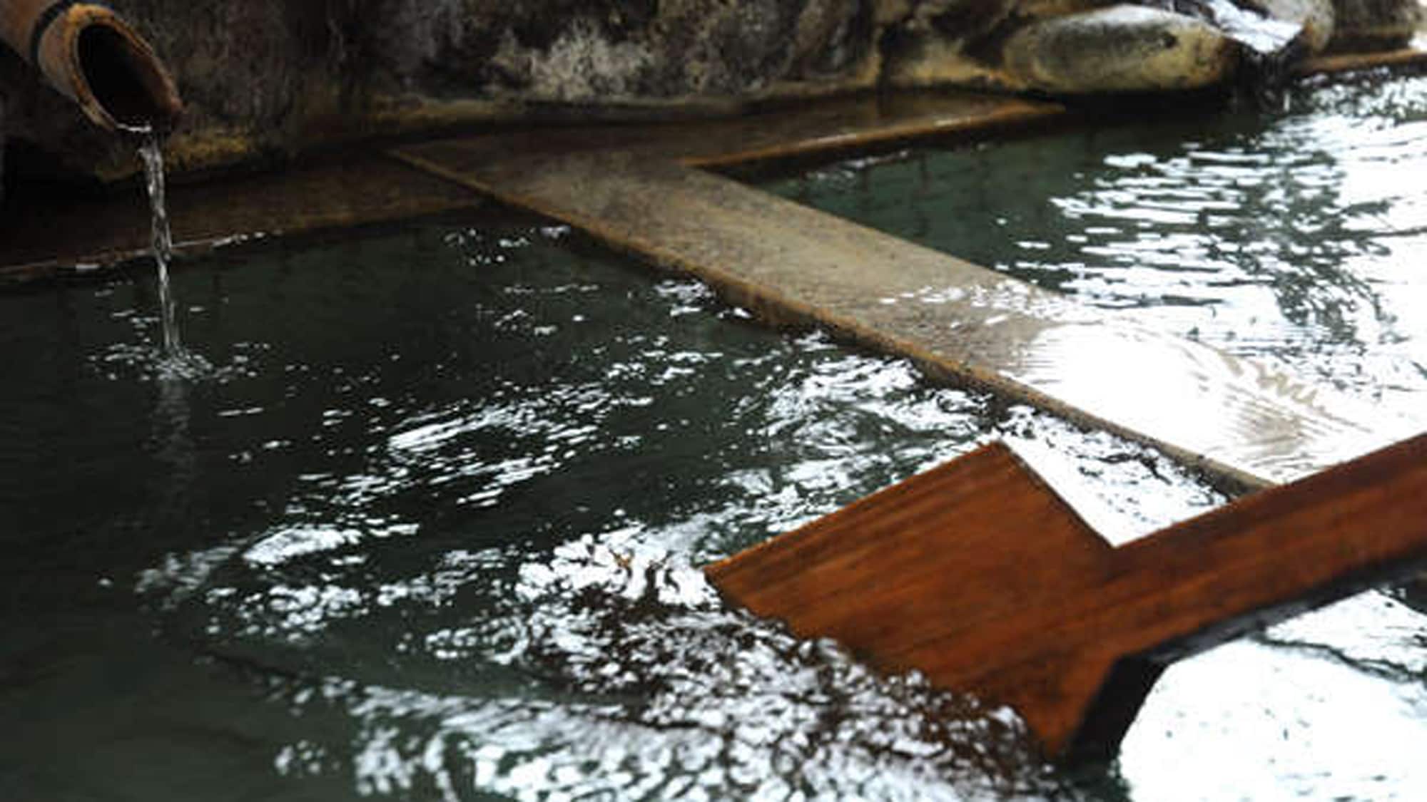 You can enjoy the hot spring experience