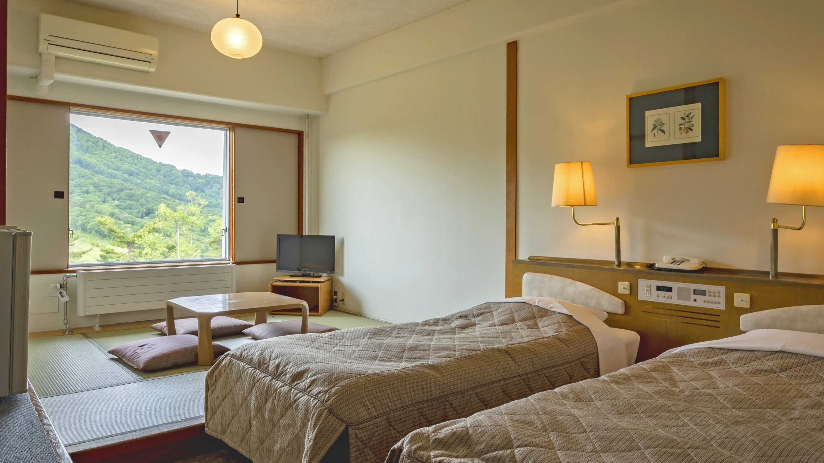 [Gedung utama] Kamar bergaya Jepang-Barat