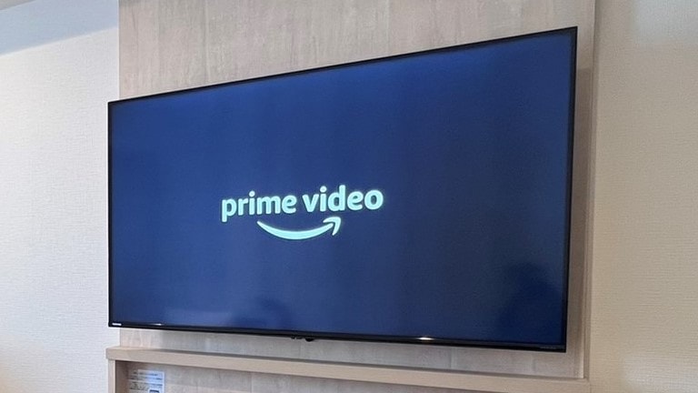 Memperkenalkan smart TV tipe 50V