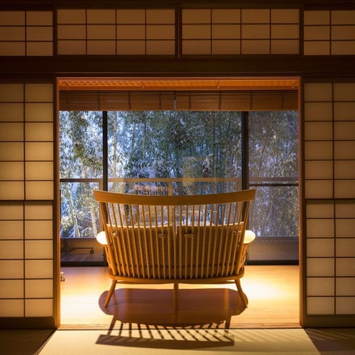 Pure Japanese room 12.5 tatami + sofa included