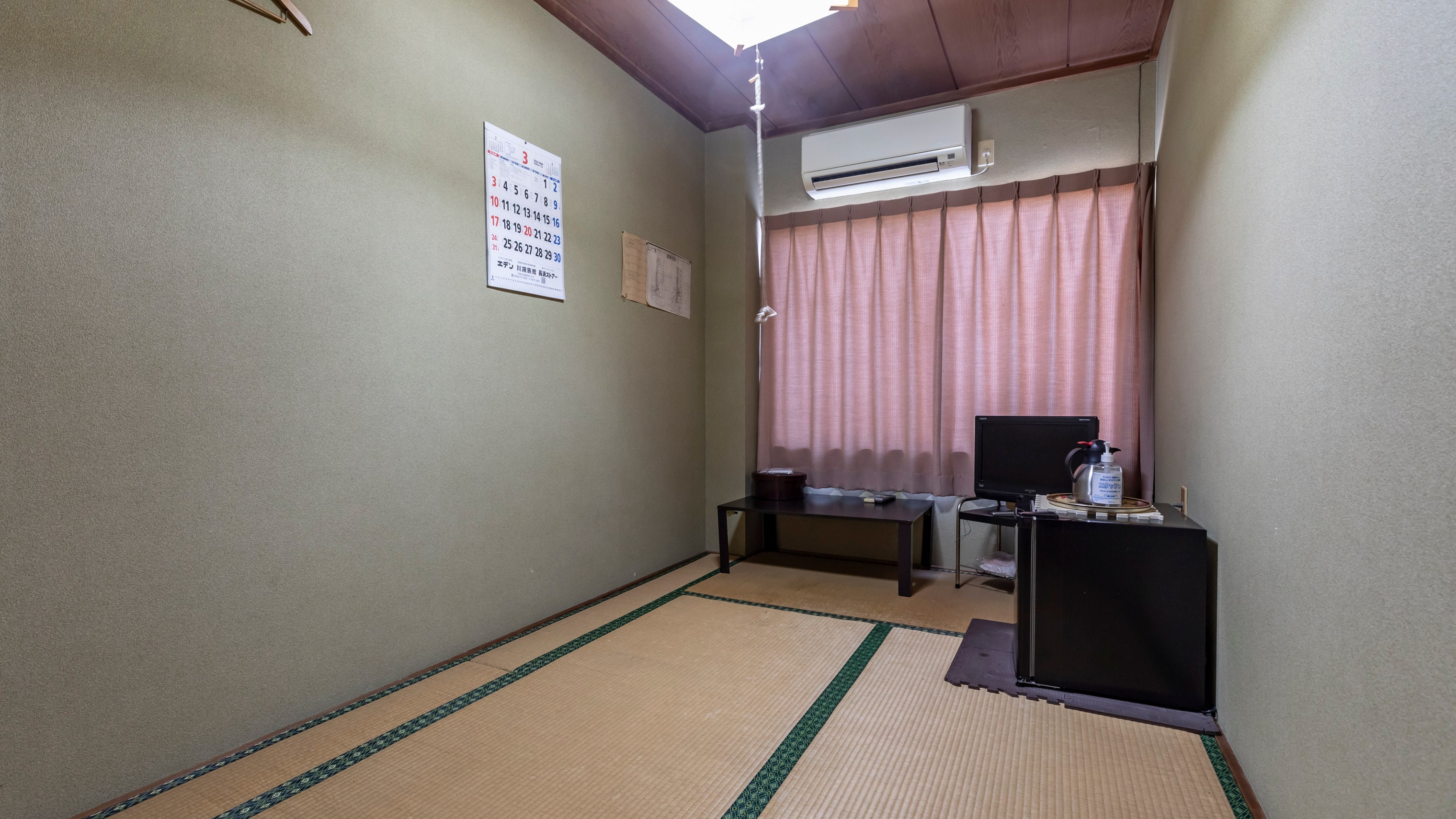 [Bebas asap rokok] Kamar bergaya Jepang untuk 1 orang (kamar mandi dan toilet bersama)