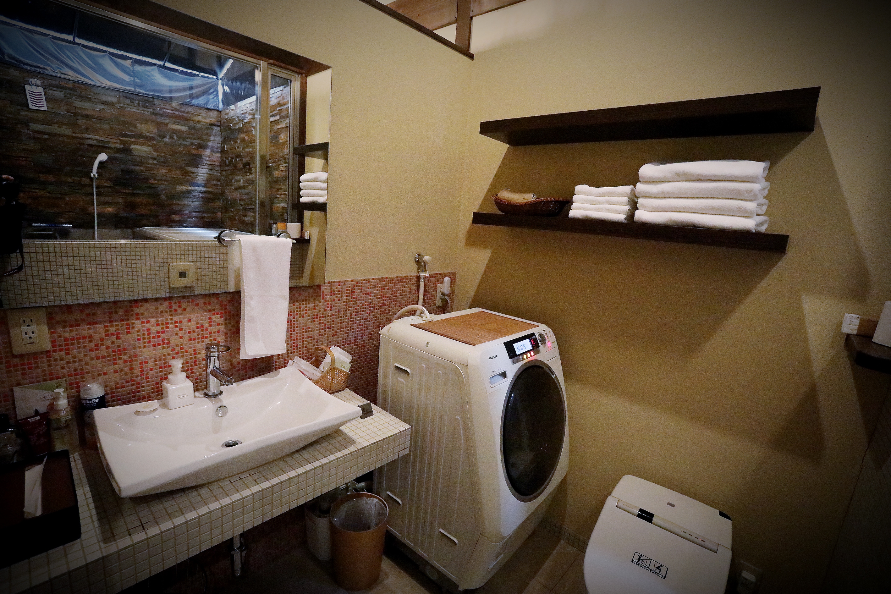 2nd floor dressing room