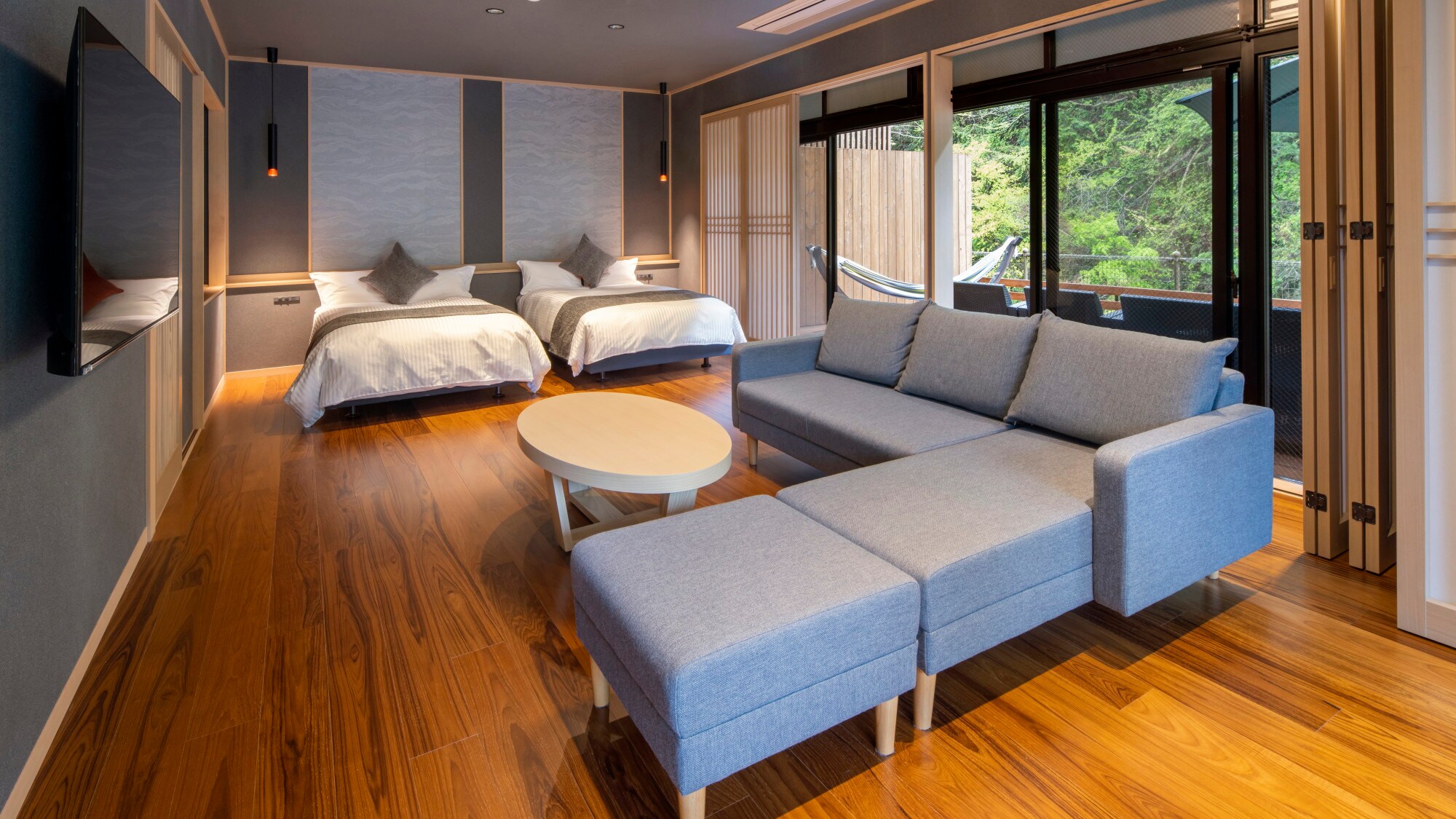 Guest room with open-air bath "Yamamomo"