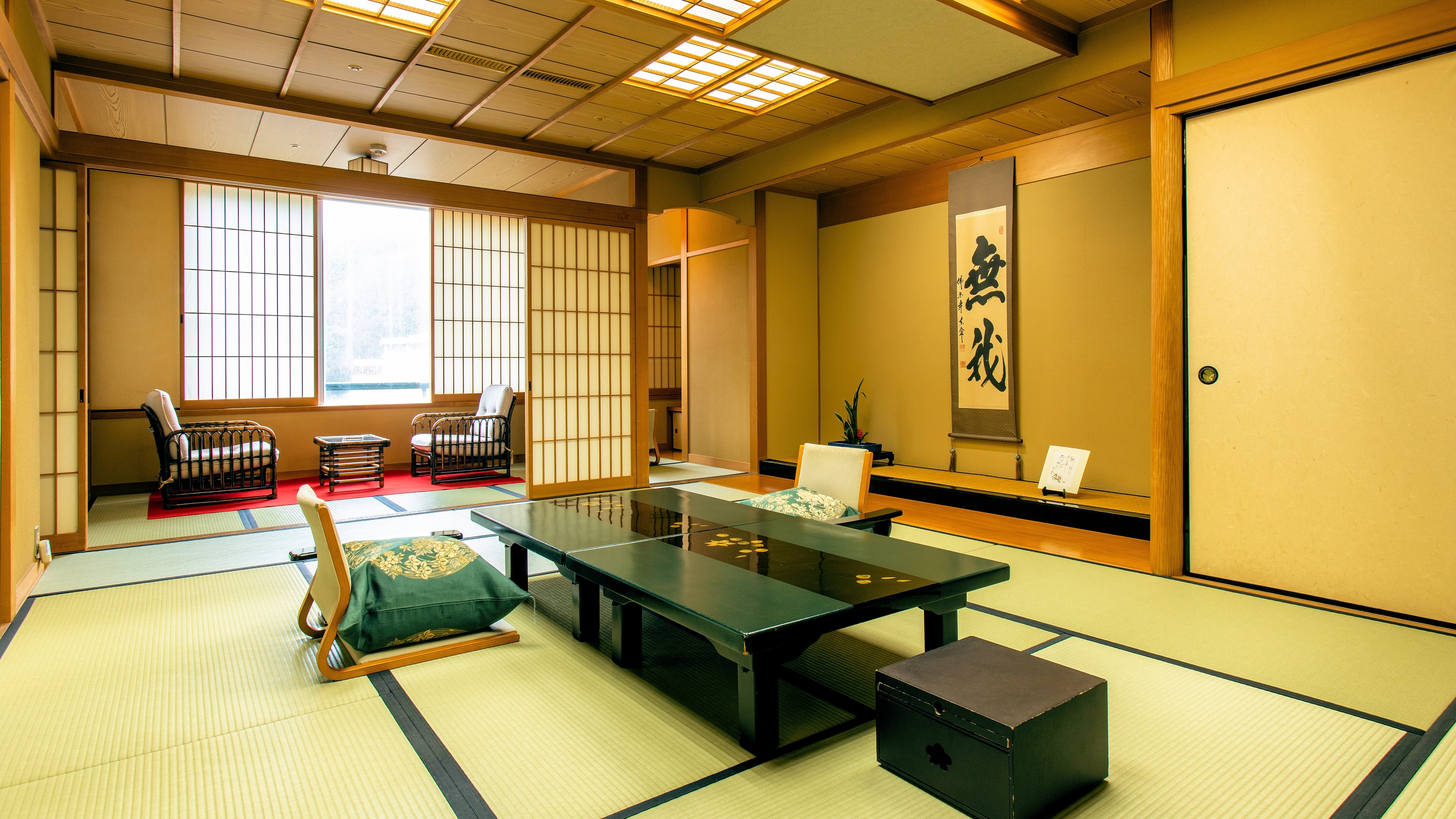 Japanese-style room with hot spring open-air bath [Hana Asagi 603]