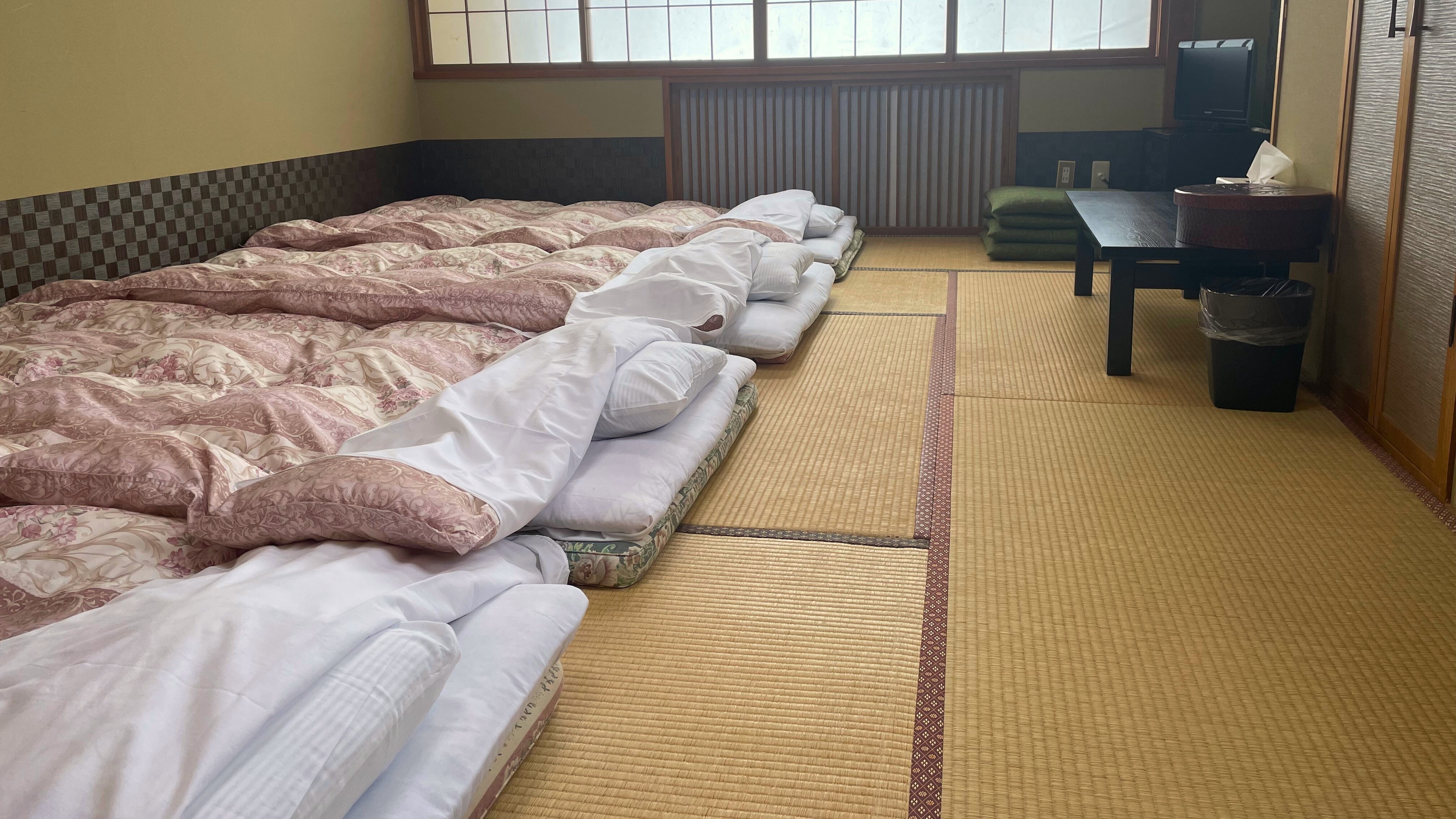 ◆Japanese-style room 12 tatami mats